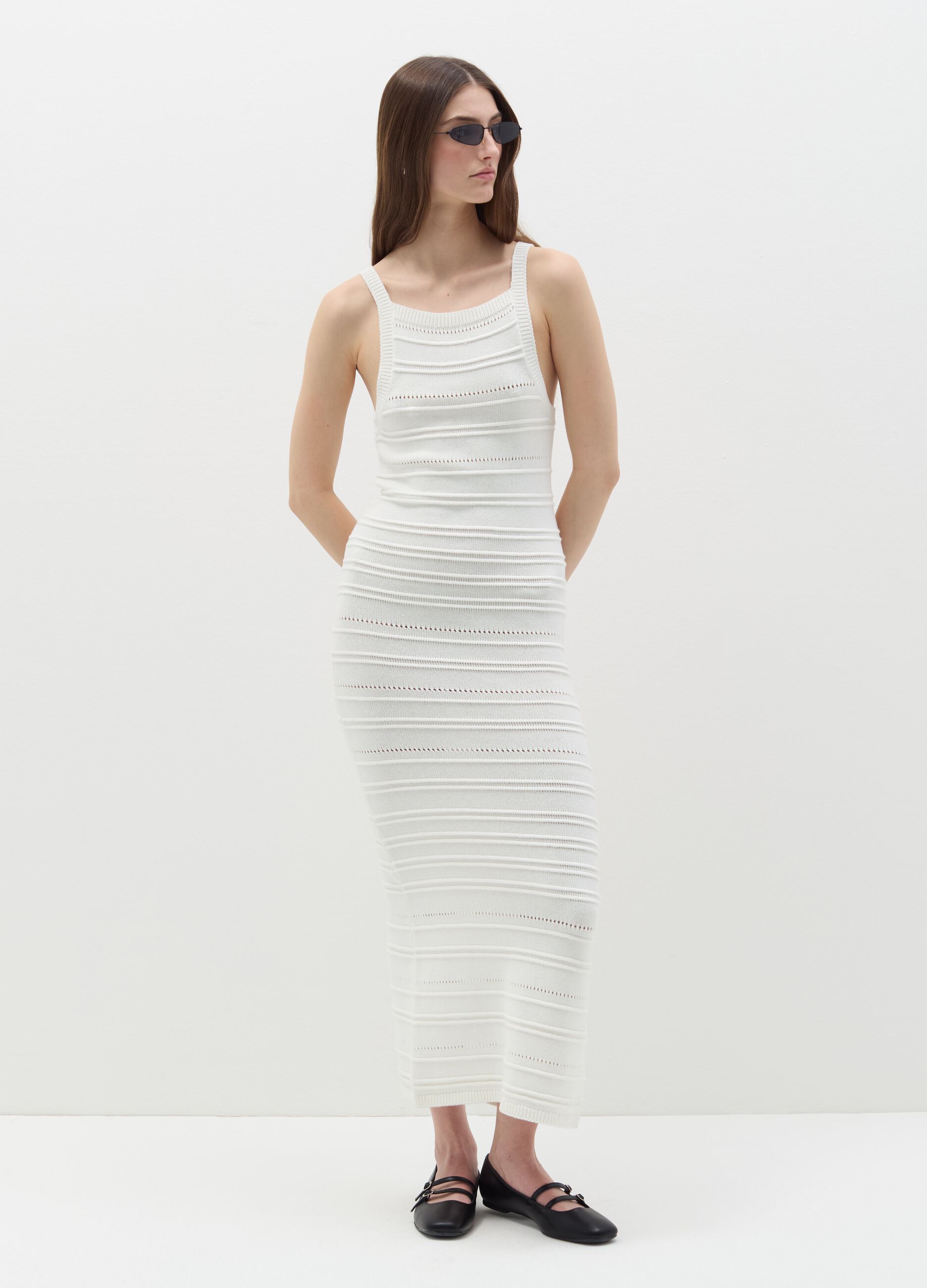 Long sleeveless crochet dress