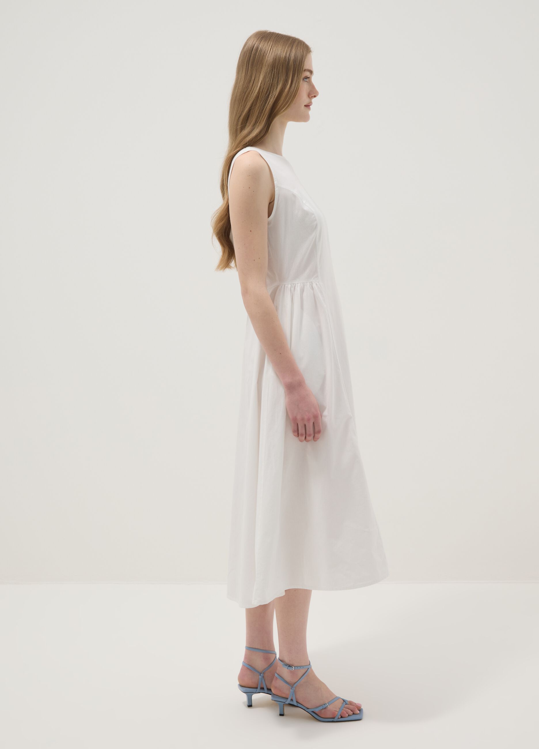 White pure cotton dress with boat neckline