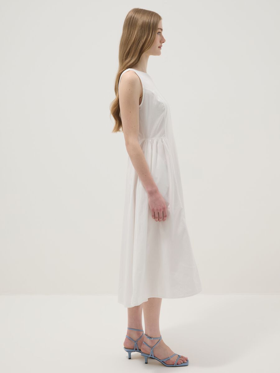 White pure cotton dress with boat neckline_2