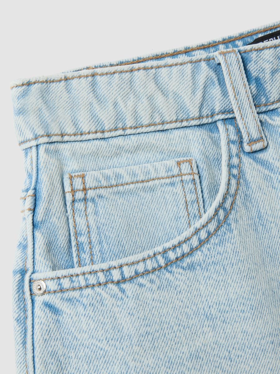 Shorts denim azzurro in puro cotone straight fit_5