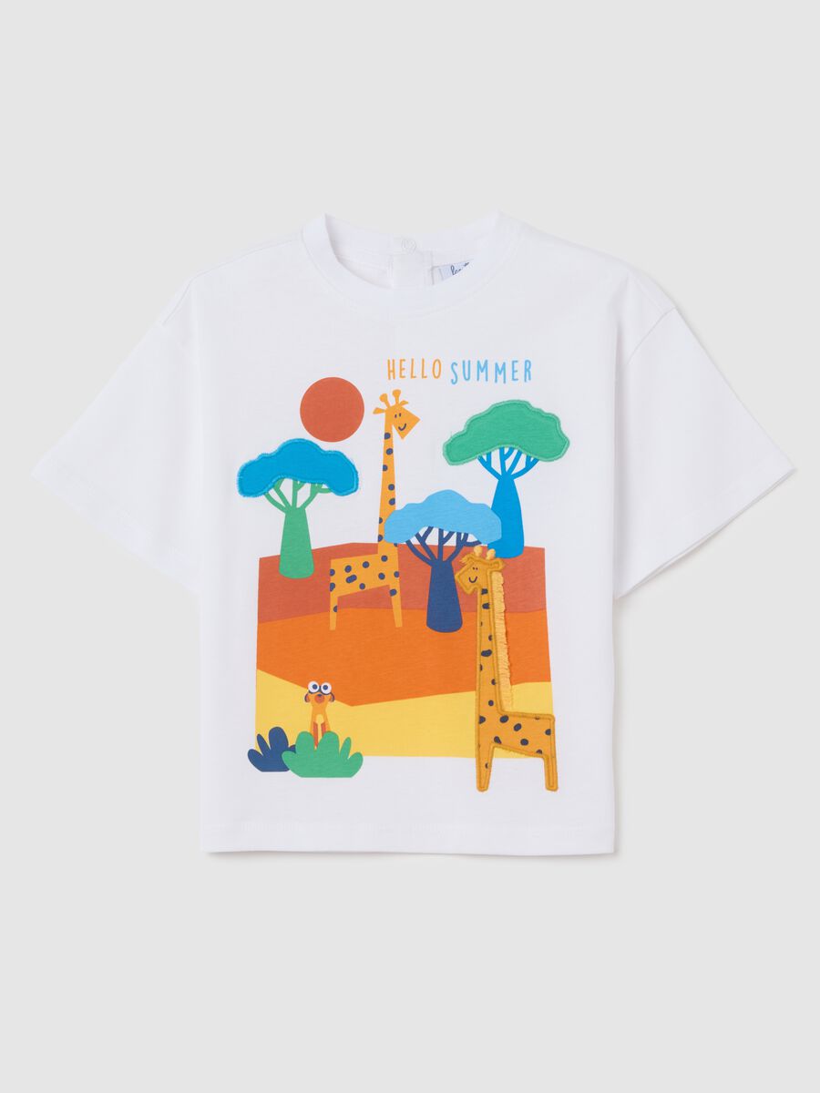 White short-sleeve t-shirt with giraffe print_0