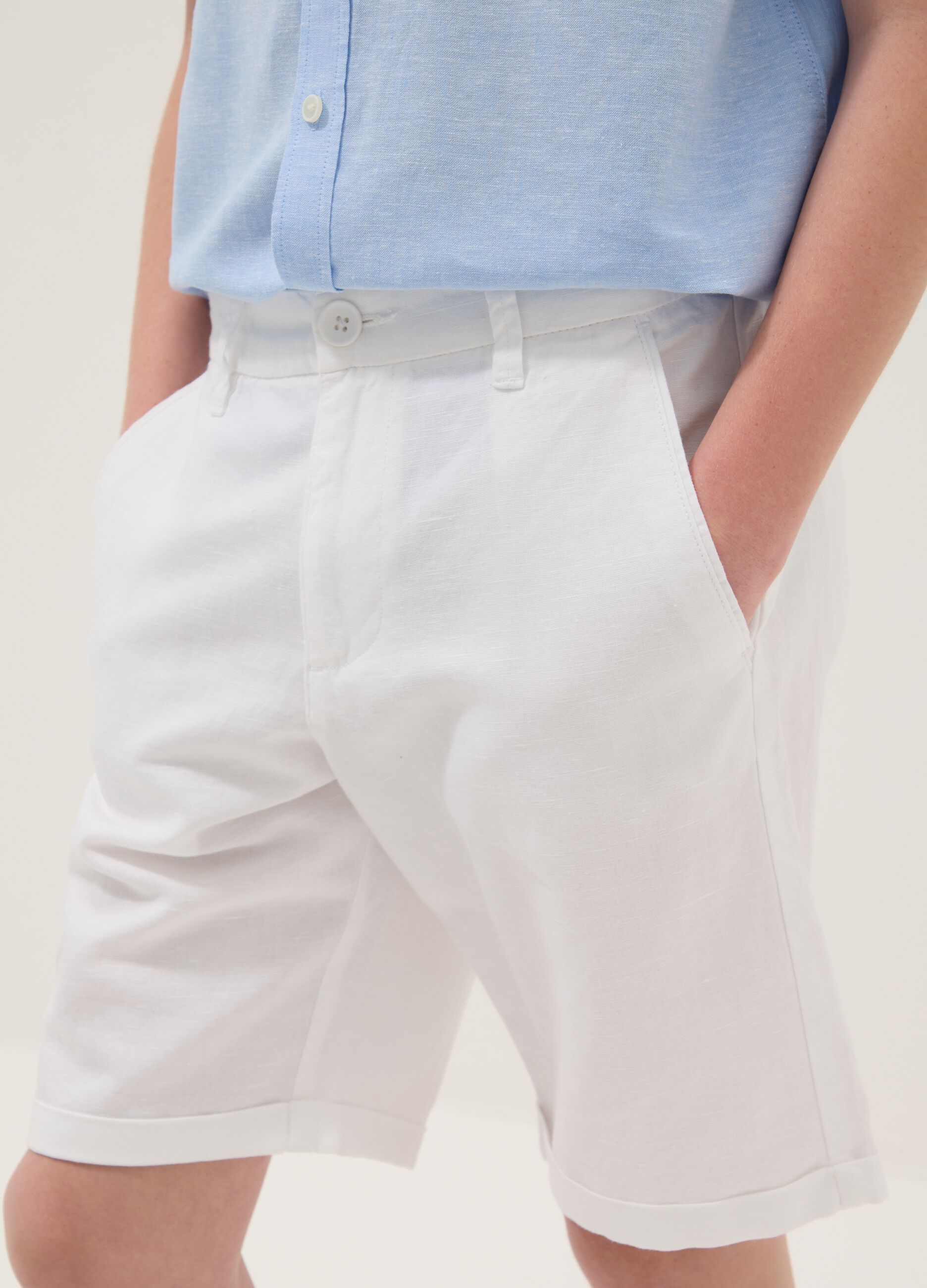 White linen and cotton blend regular-fit shorts for boys