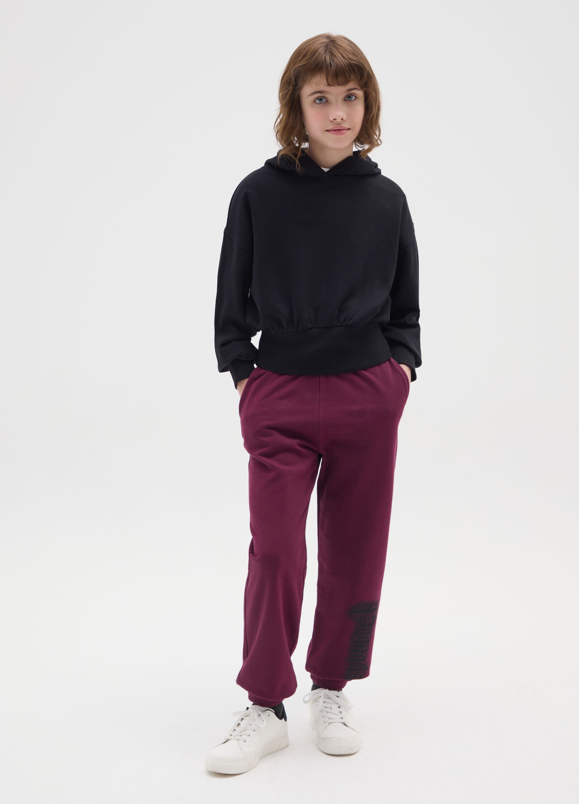 Girls' red pure cotton jogger trousers with regular fit