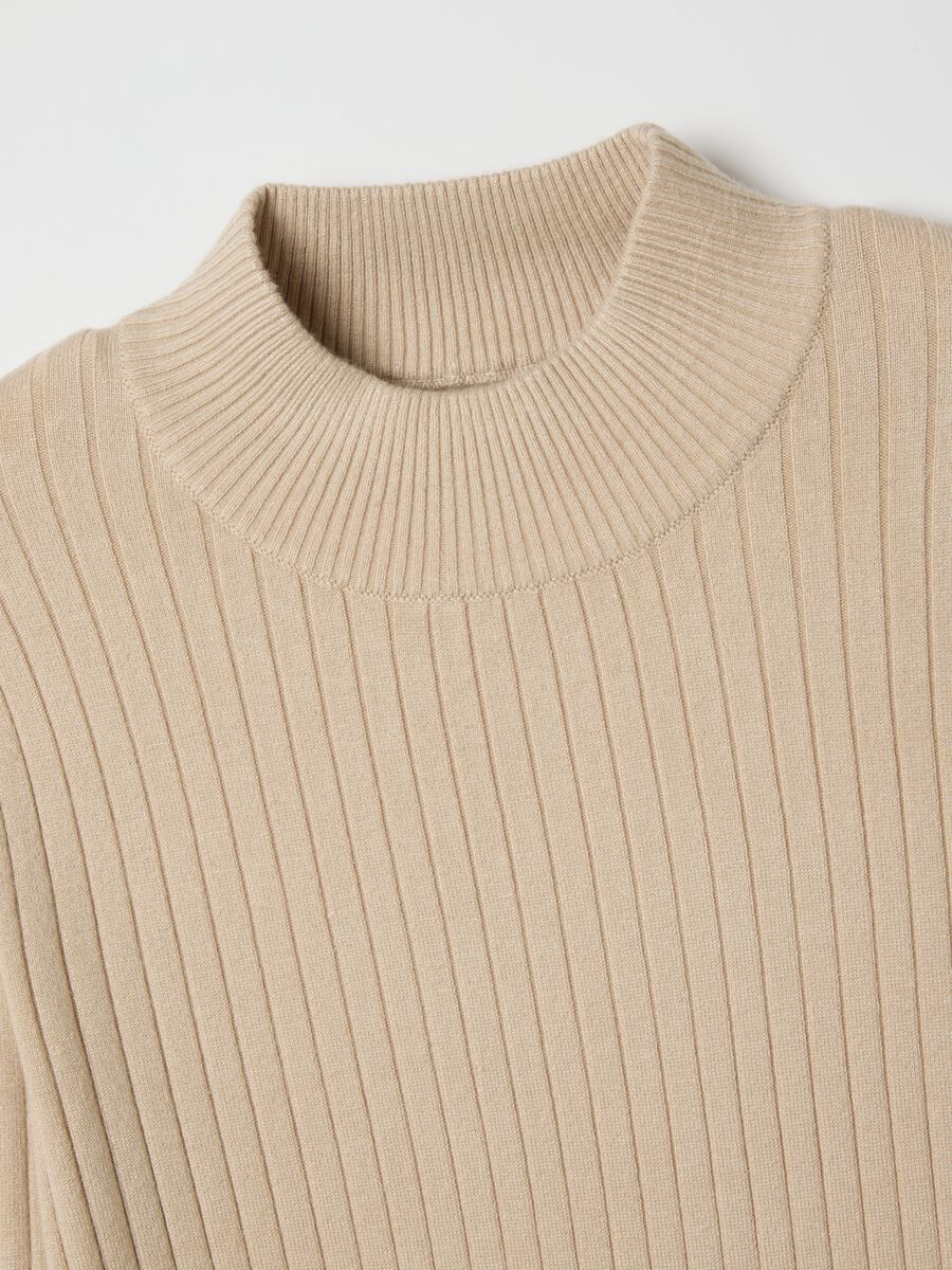 Beige fitted high-neck sweater_5