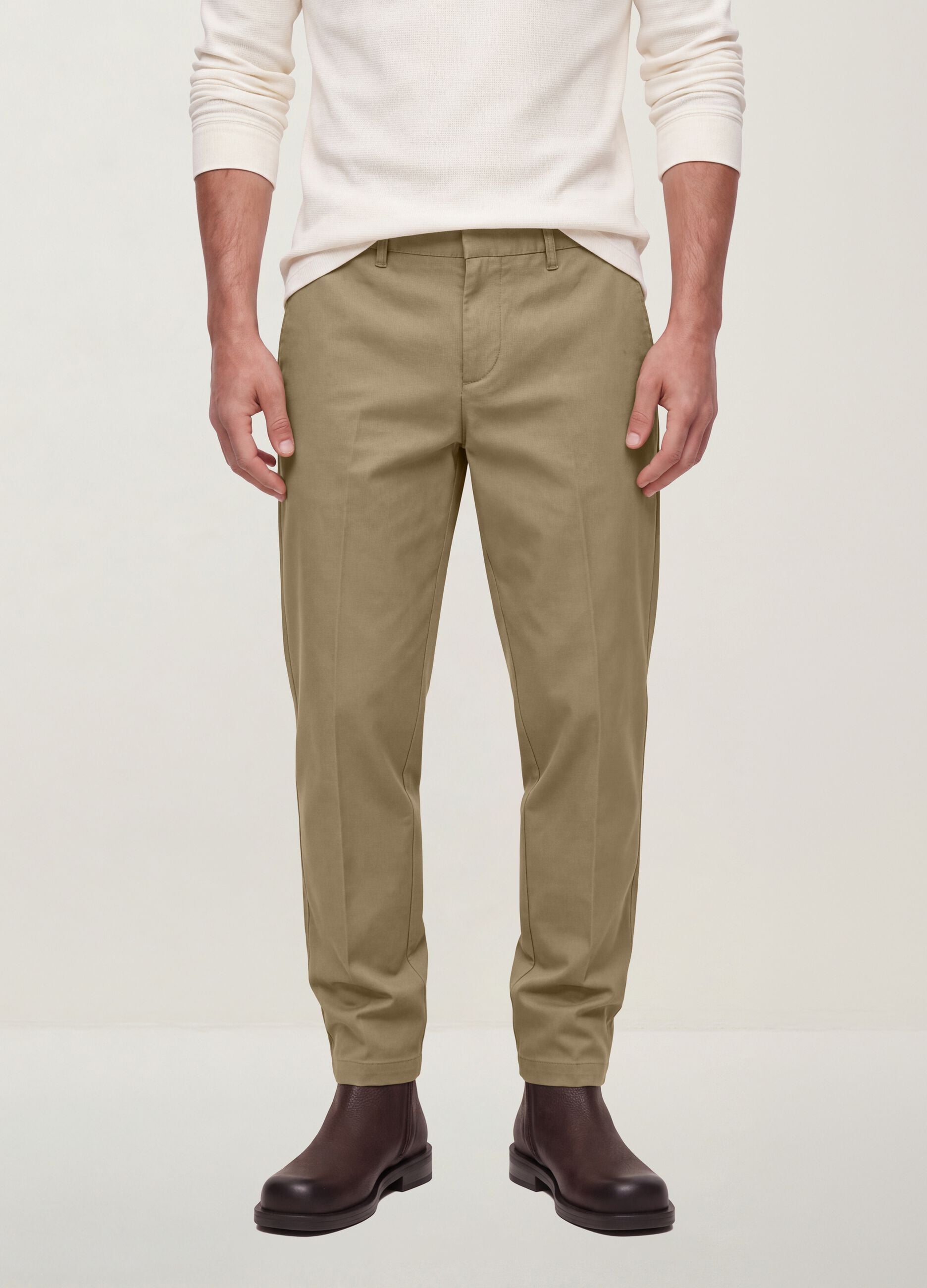 Pantaloni chino beige in twill di cotone elasticizzato regular tapered fit