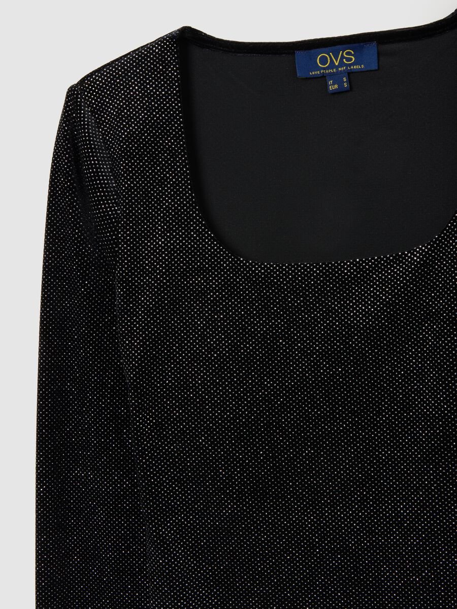 Abito nero a maniche lunghe vestibilità fitted_5