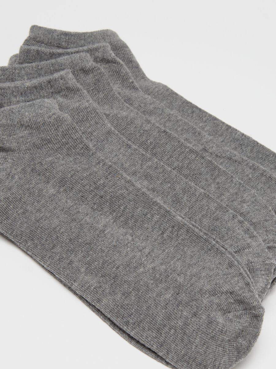 Five-pair pack stretch shoe liners_2