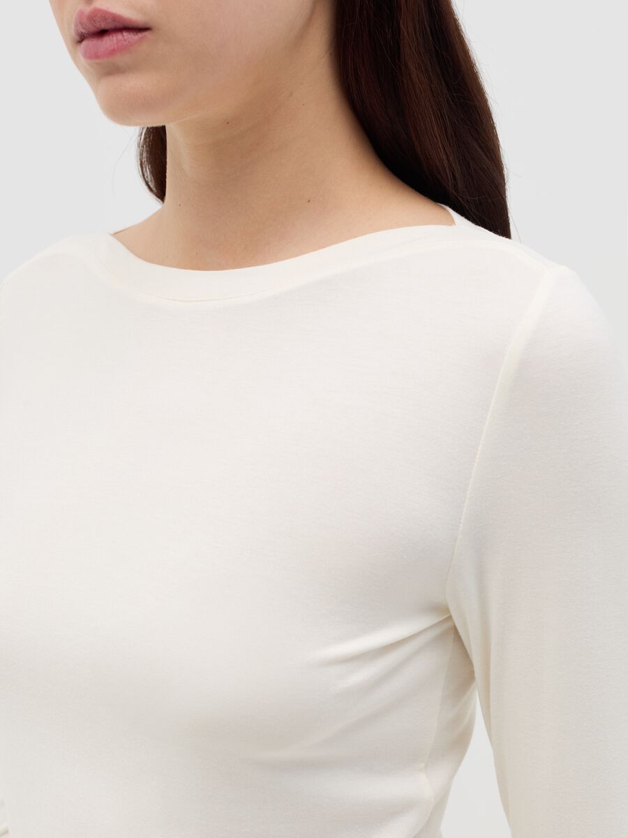 T-shirt with boat neck_2