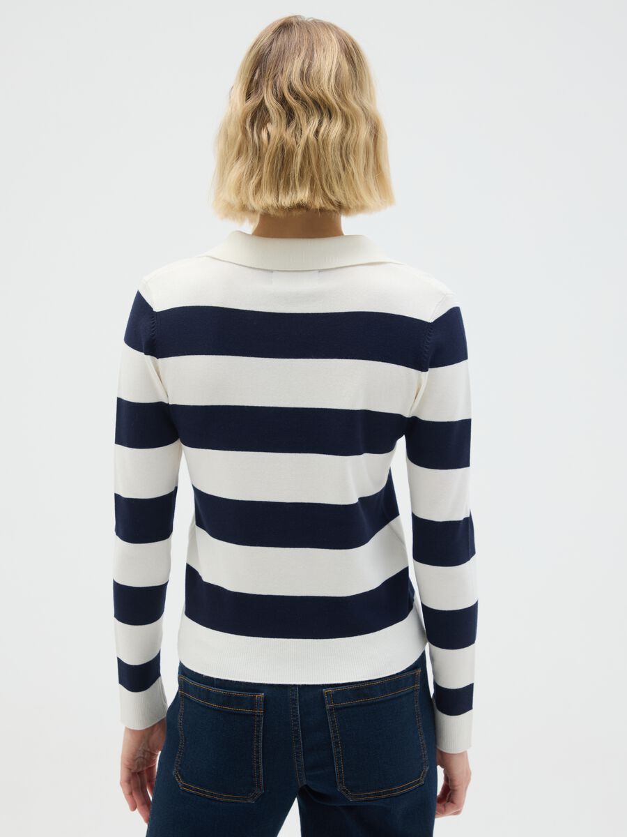 Blue and white mixed regular fit sweater_3
