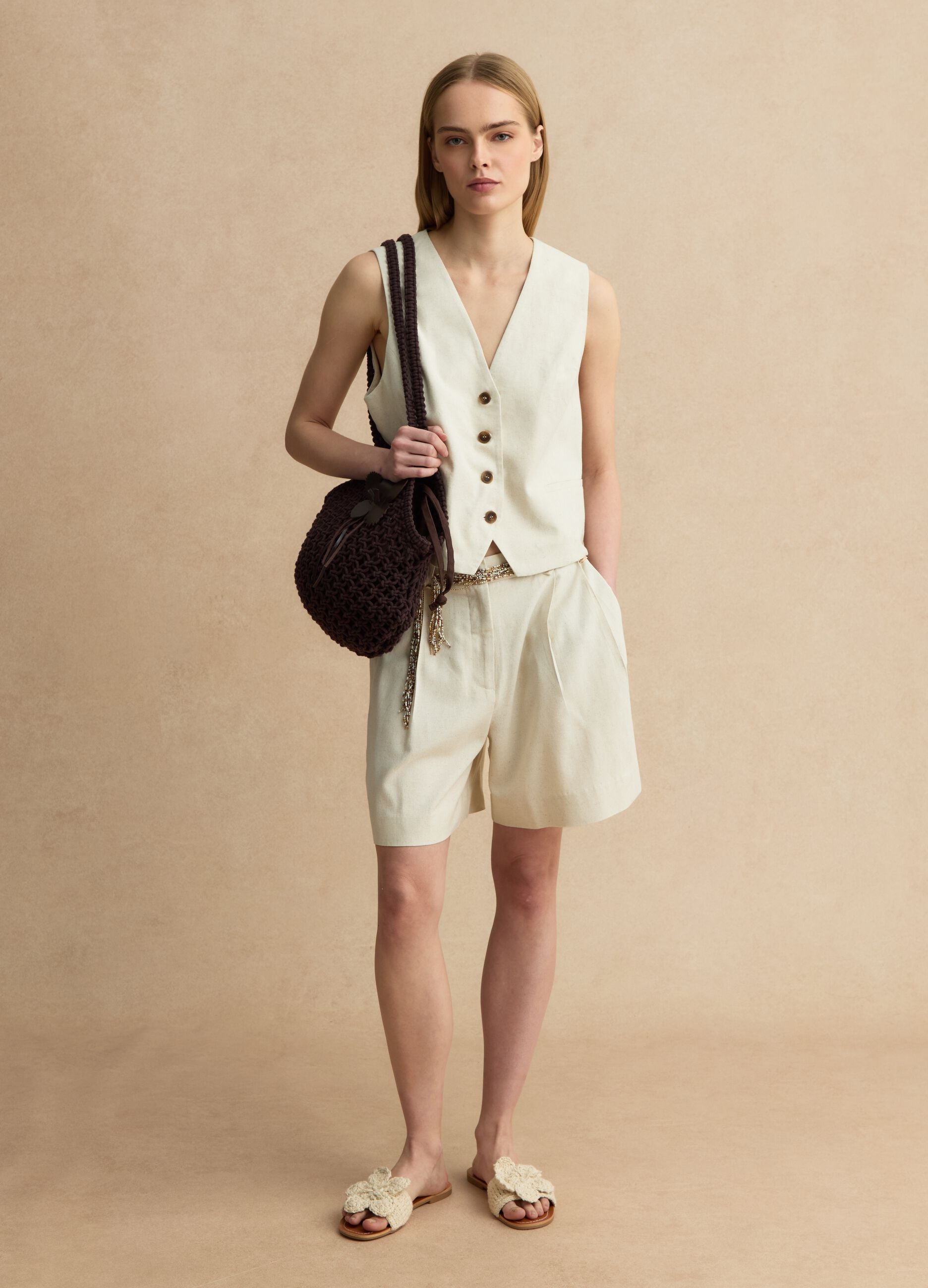 Gilet in misto viscosa e lino beige slim fit