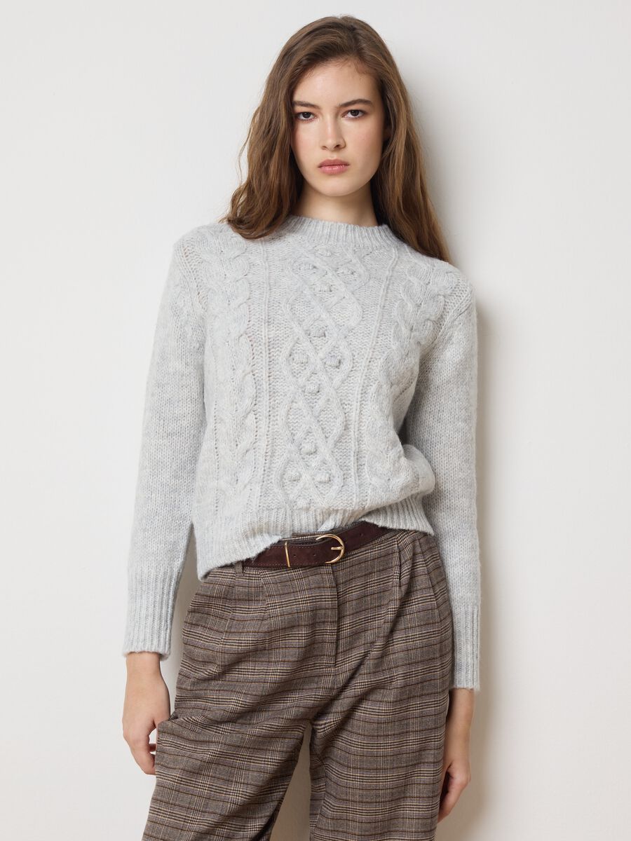 Grey regular fit sweater with cable knit pattern_0