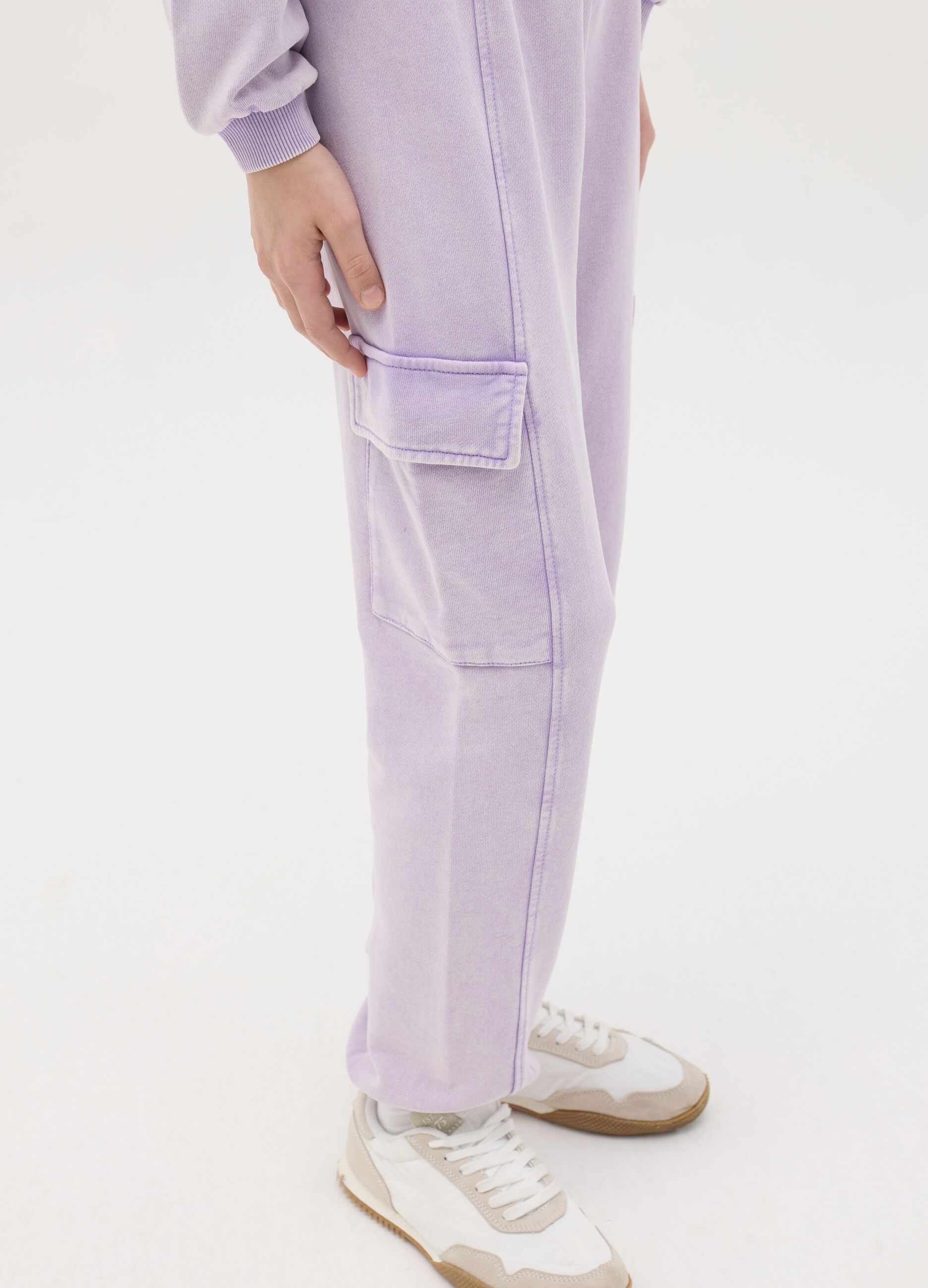 Joggers cargo con profili elasticati 