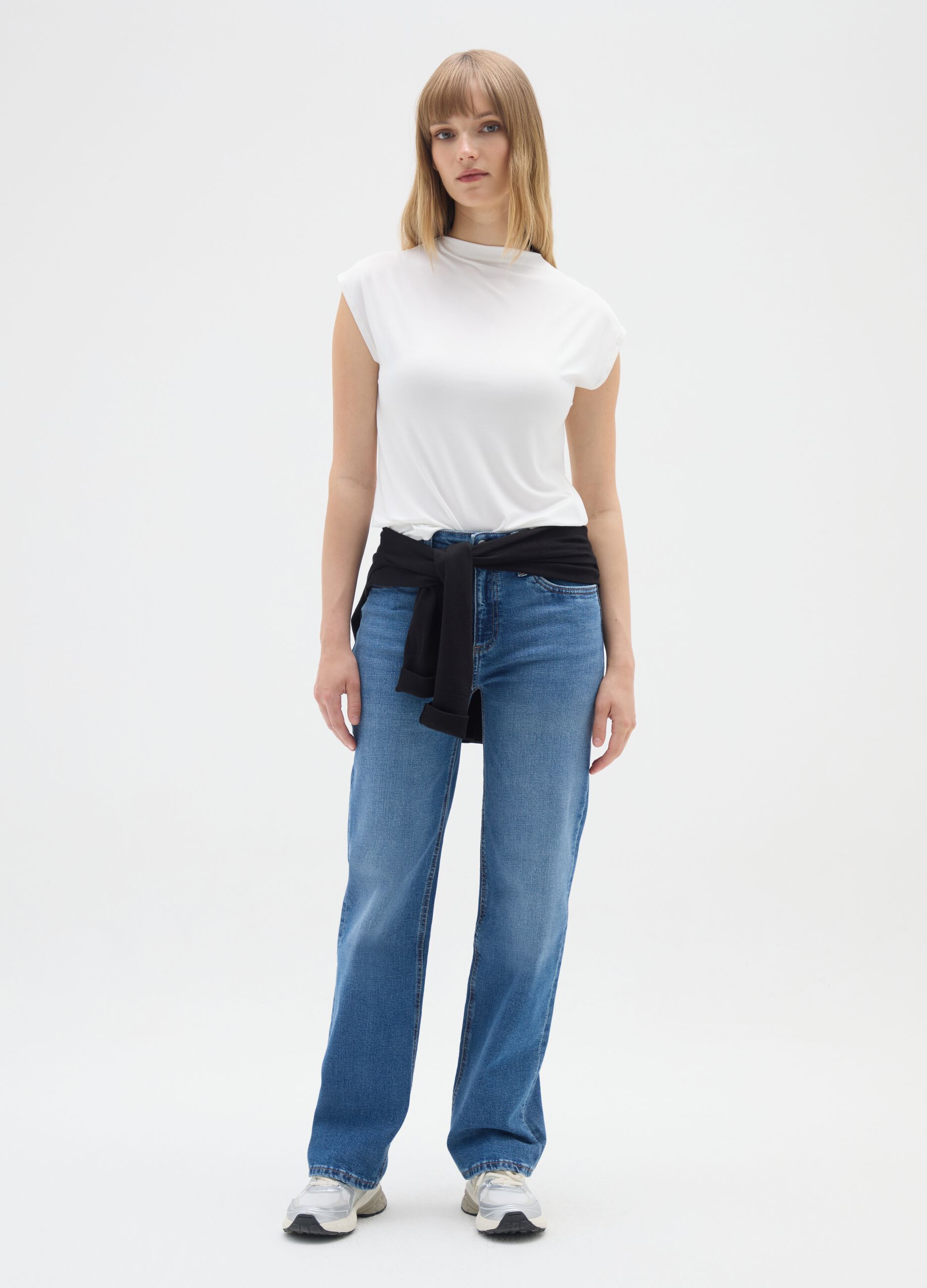 Stretch blue straight jeans