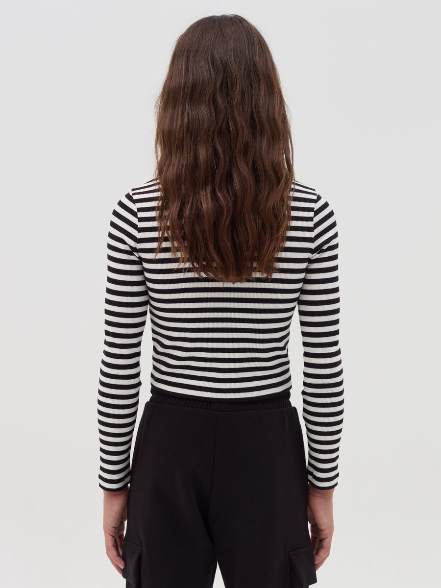 Long-sleeved T-shirt with striped pattern_1