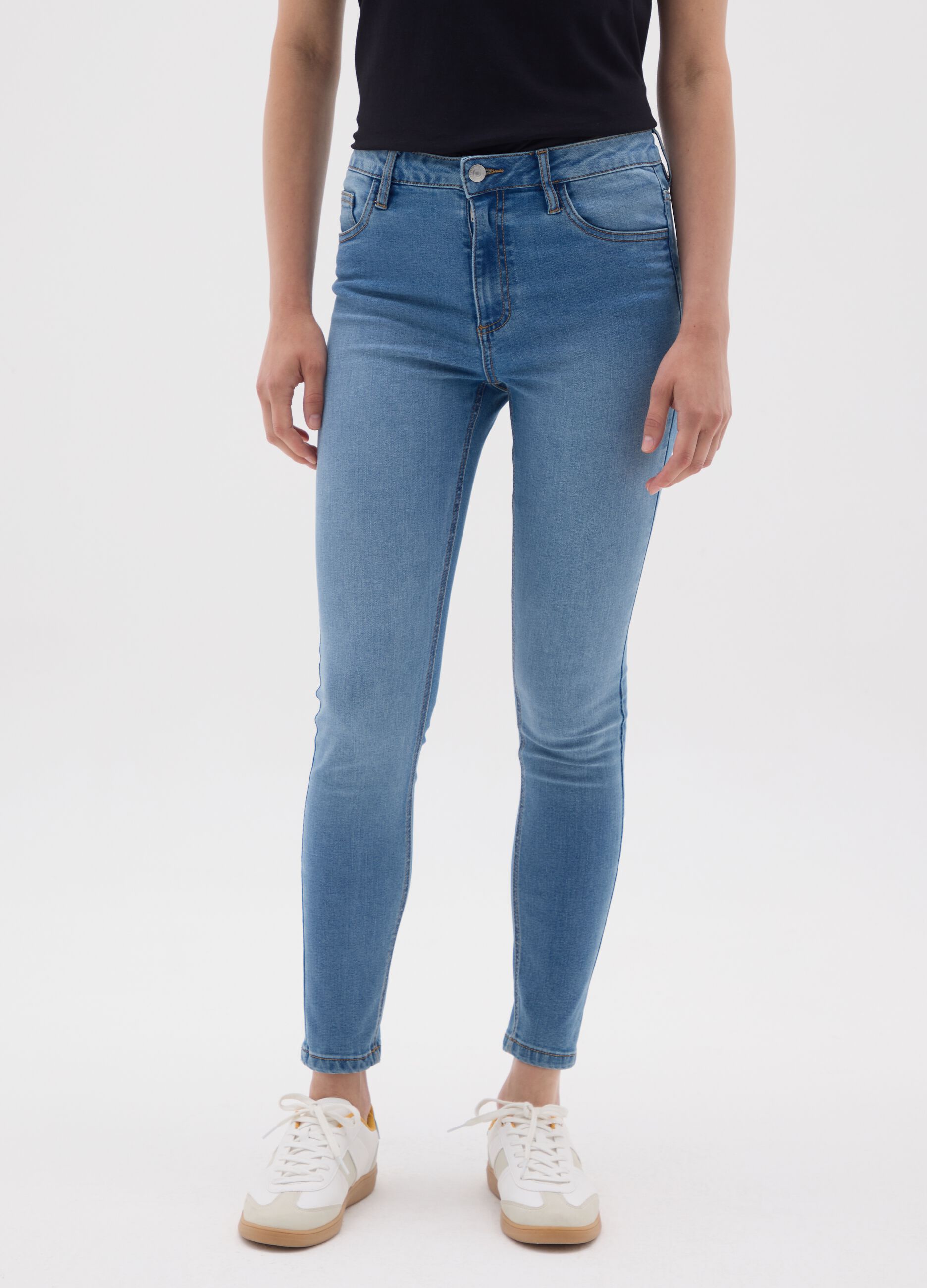 Women's Skinny Fit Black Denim Jeans