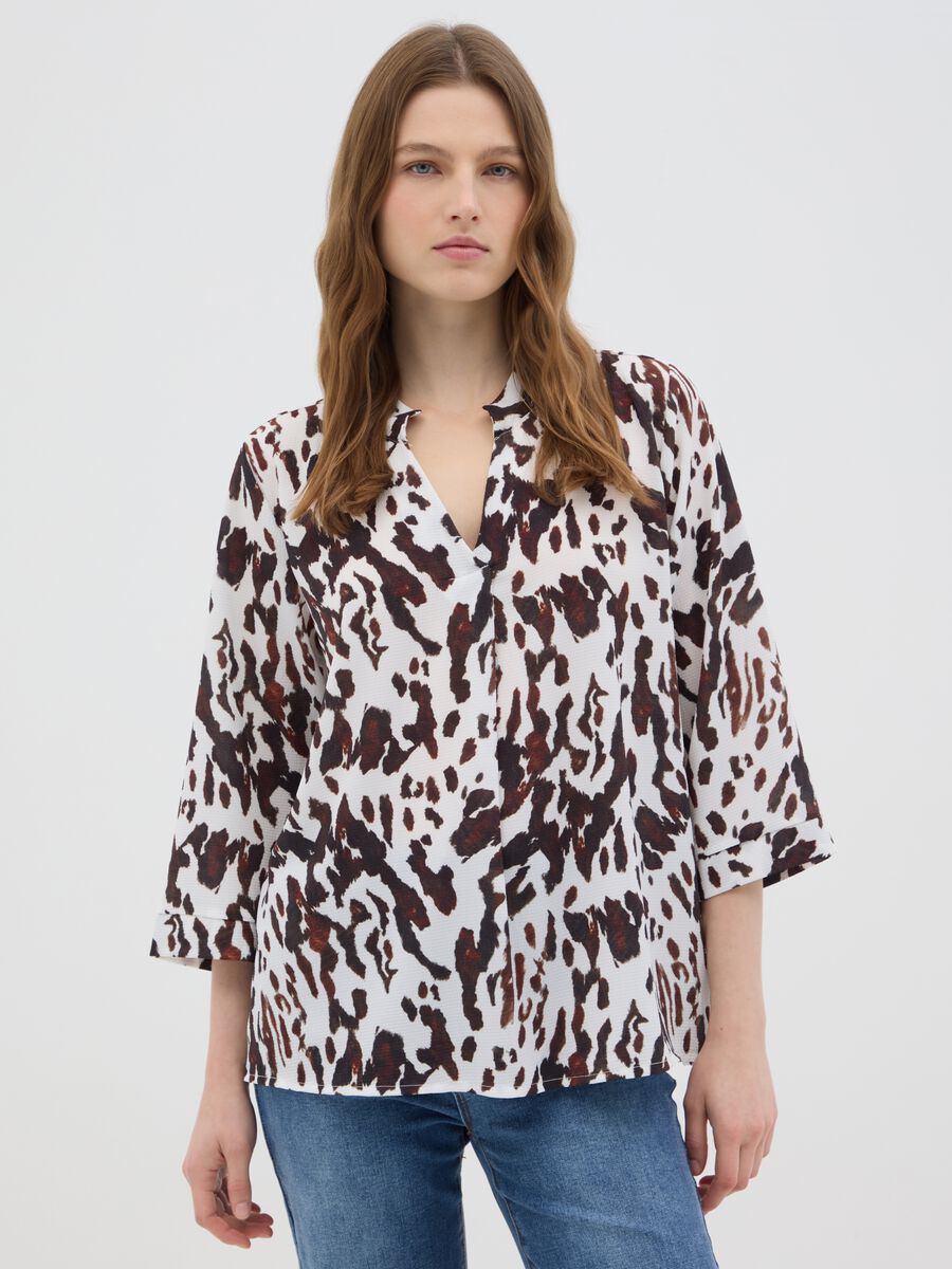 Women's multicolour regular fit shirt with animal print_0