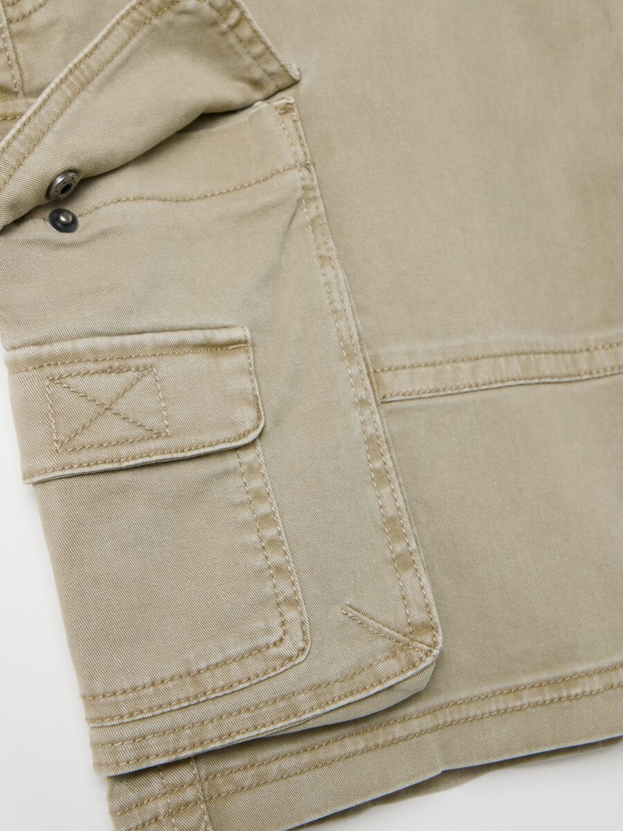 Beige Bermuda shorts in stretch cotton_5