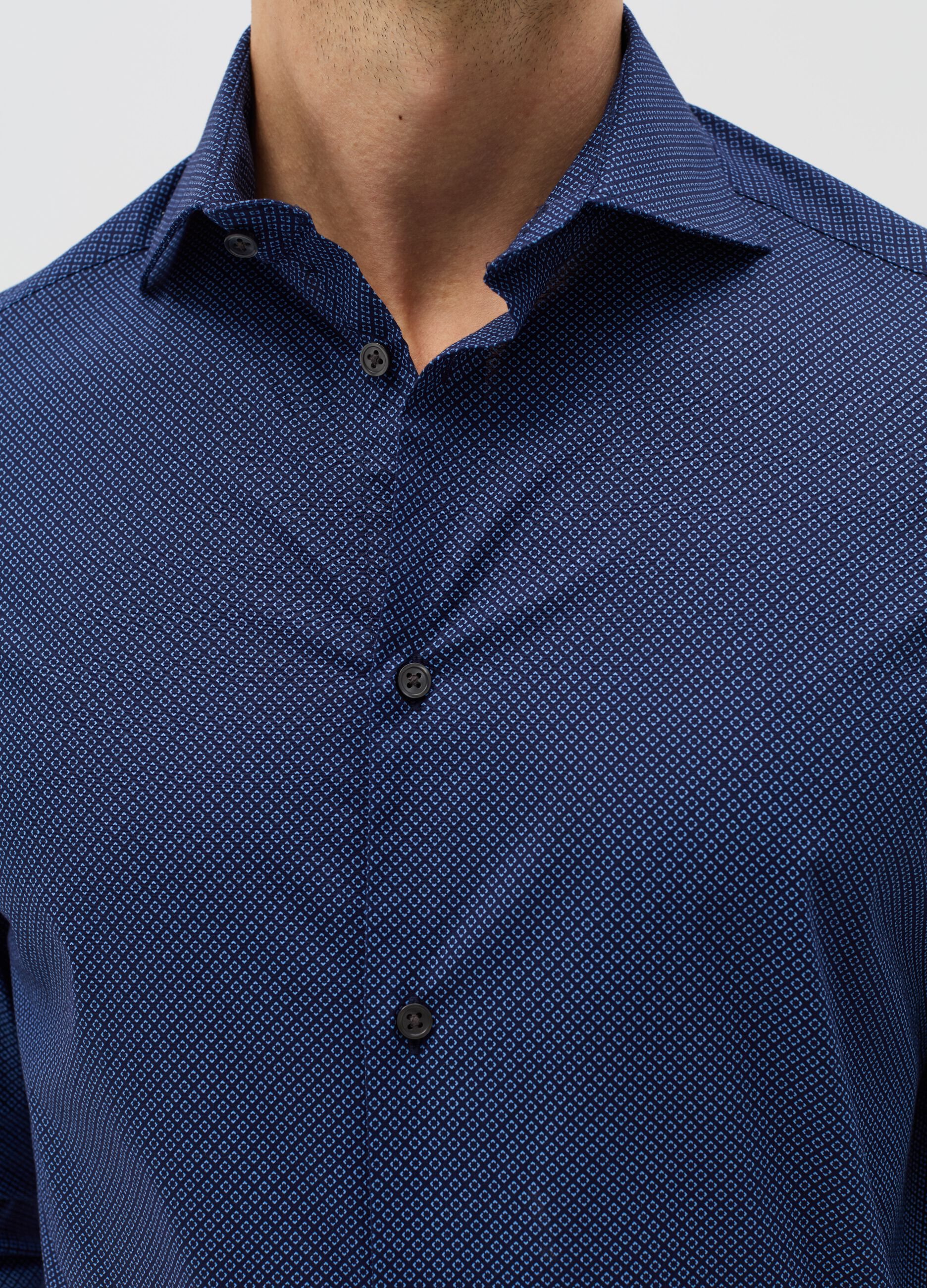 Regular-fit shirt with micro pattern