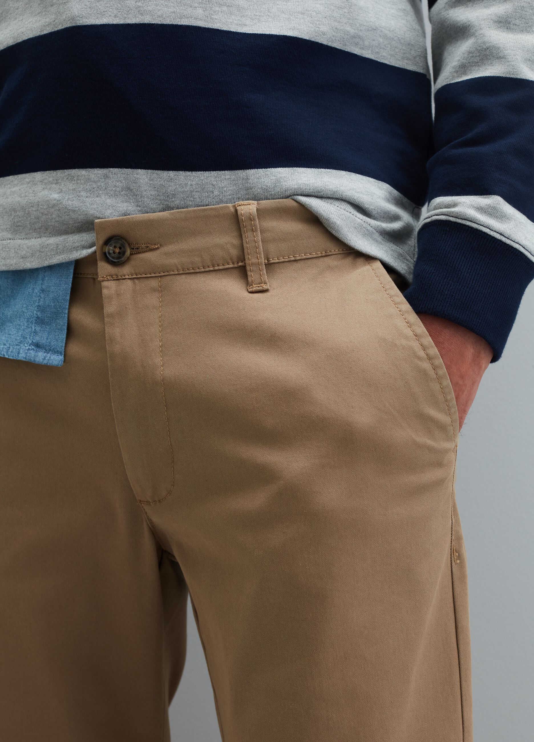Pantaloni chino in cotone stretch
