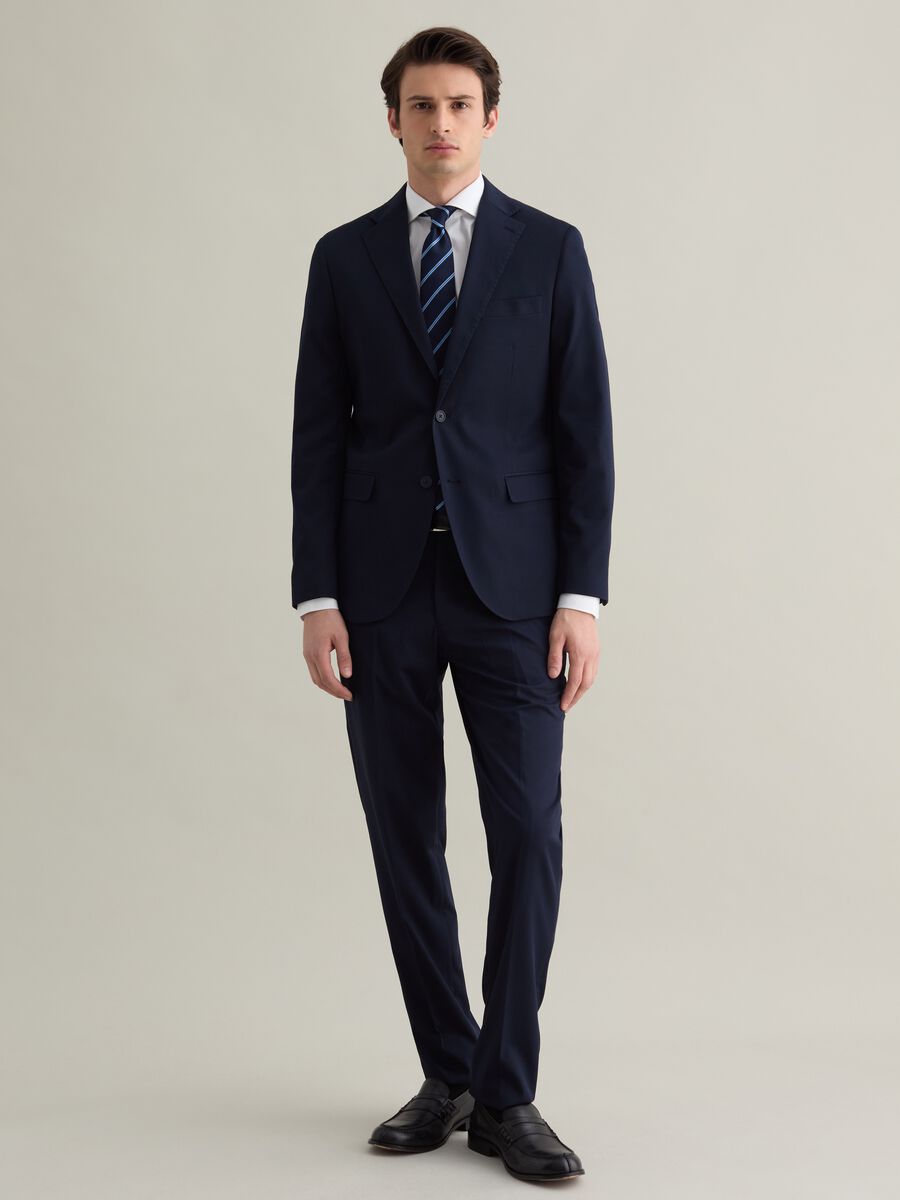 Silk tie with slanted stripes_3