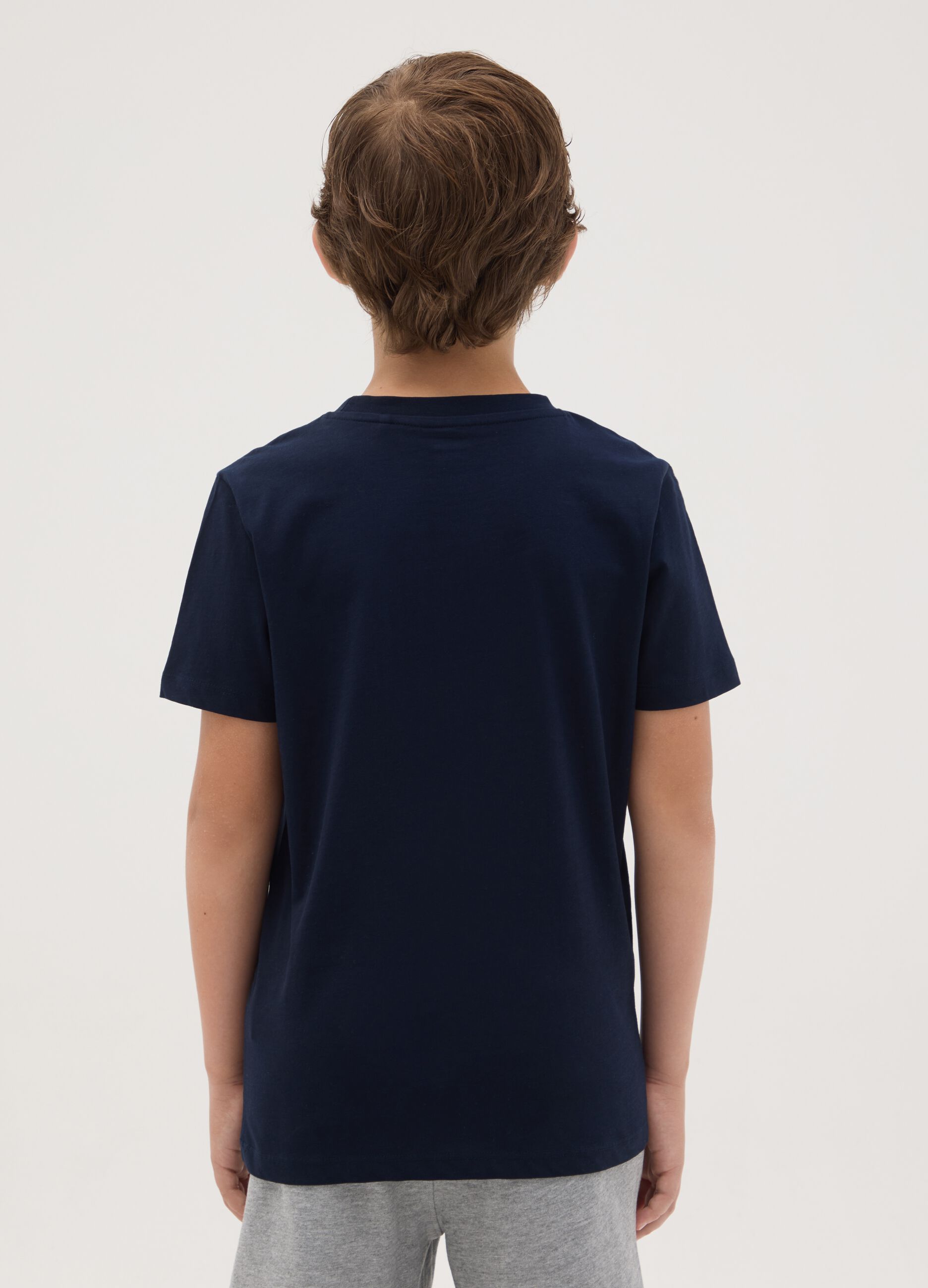 Boys’ blue slim-fit T-shirt in 100% cotton with round neck