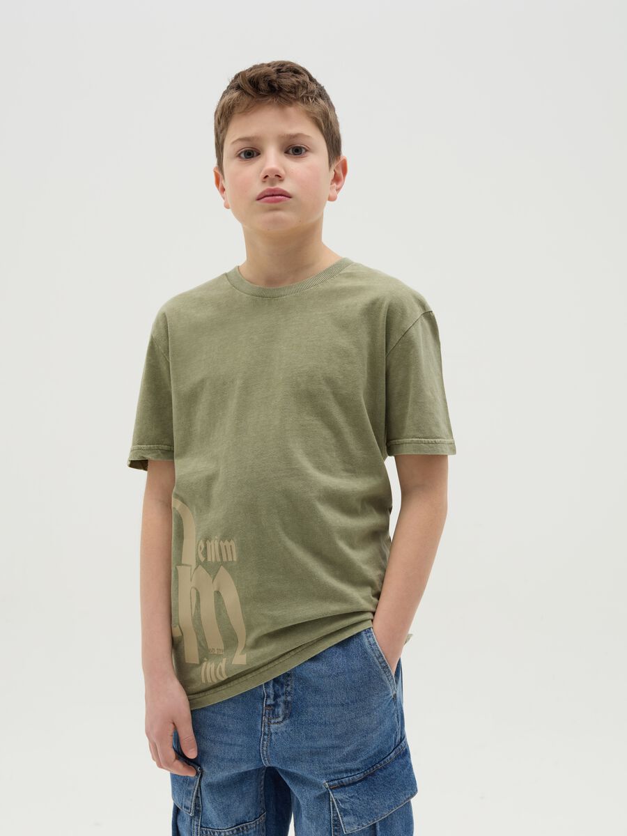 T-shirt acid wash con stampa "Denim Mind" _0
