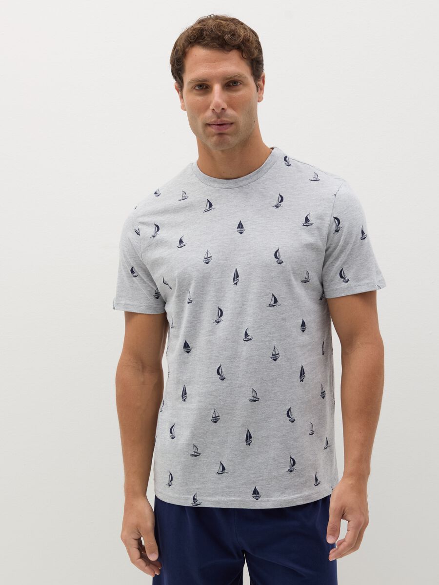 Short pyjamas in cotton with sail boats print_1