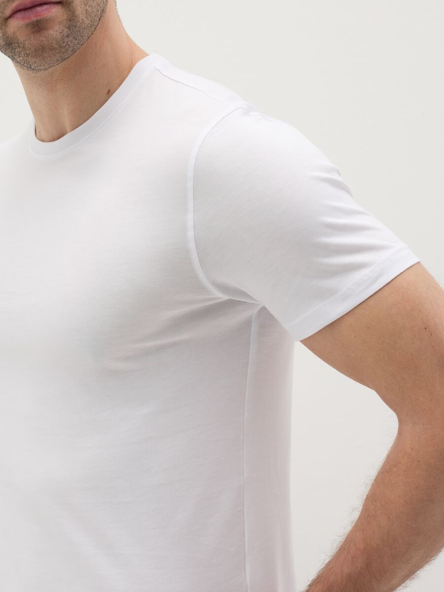 Two-pack undershirts with round neck_2