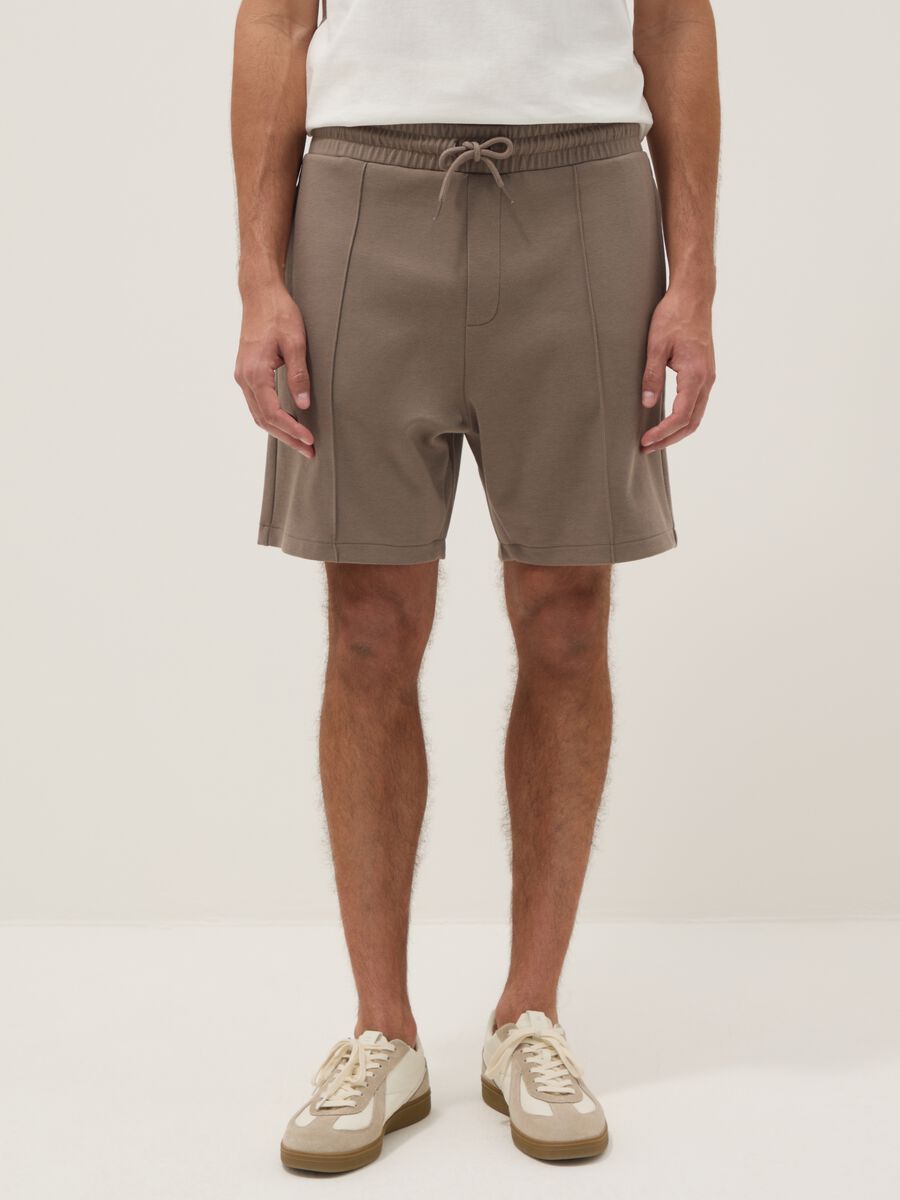 Grey cotton-blend shorts with drawstring, regular fit_1