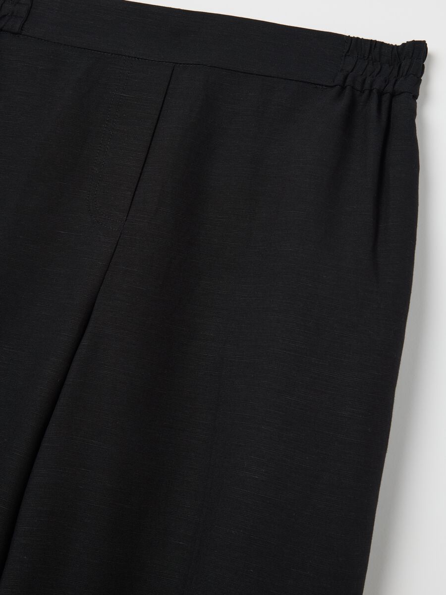 Black pull-on trousers in linen and viscose_5