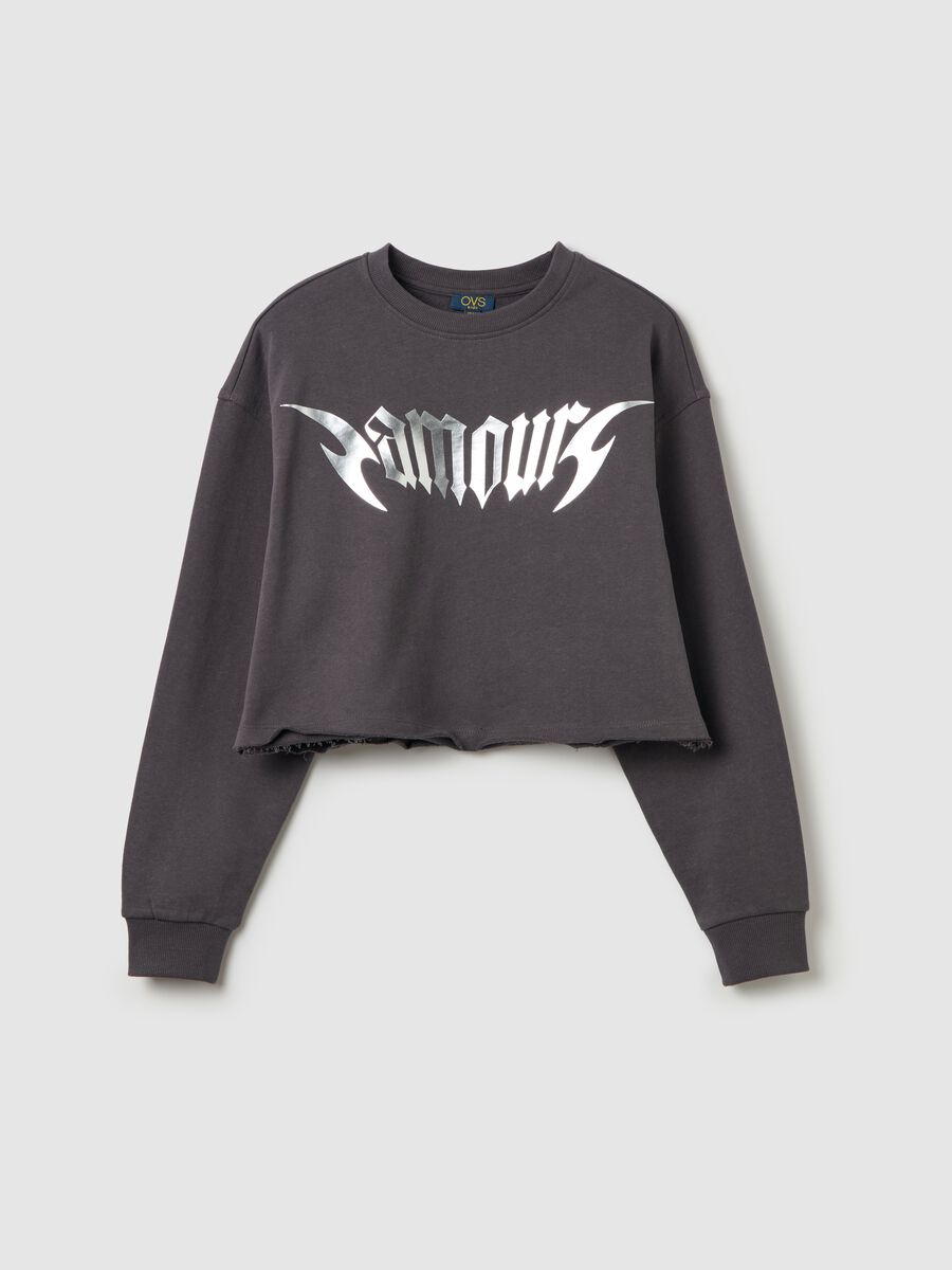 French Terry crop sweatshirt with "Famous” print_3