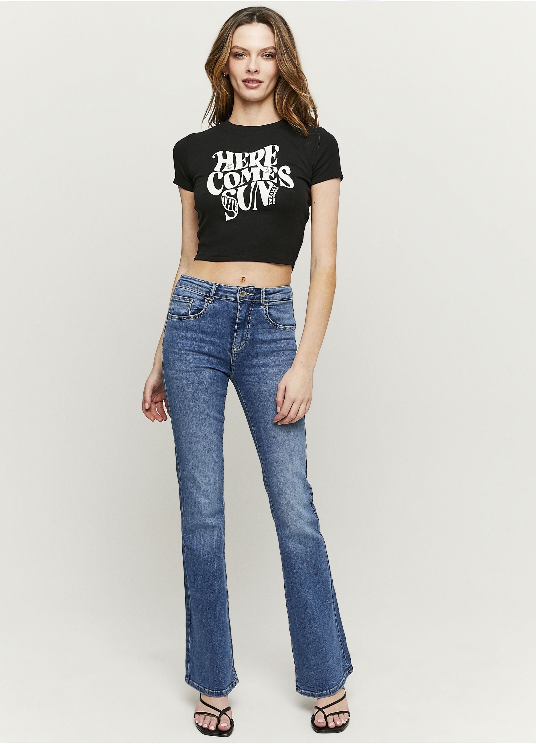 Cropped T-shirt with print