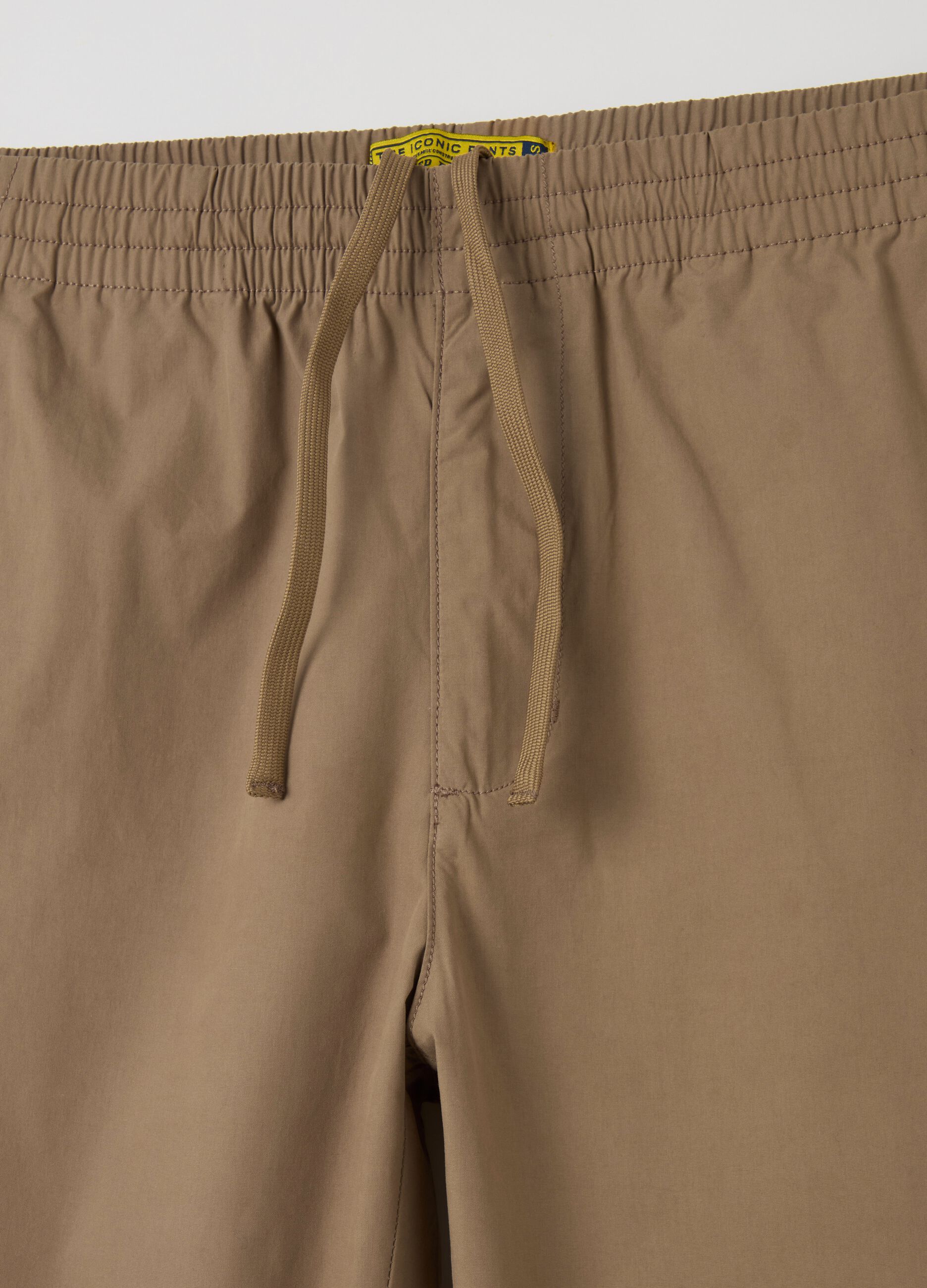 Chino joggers in cotton