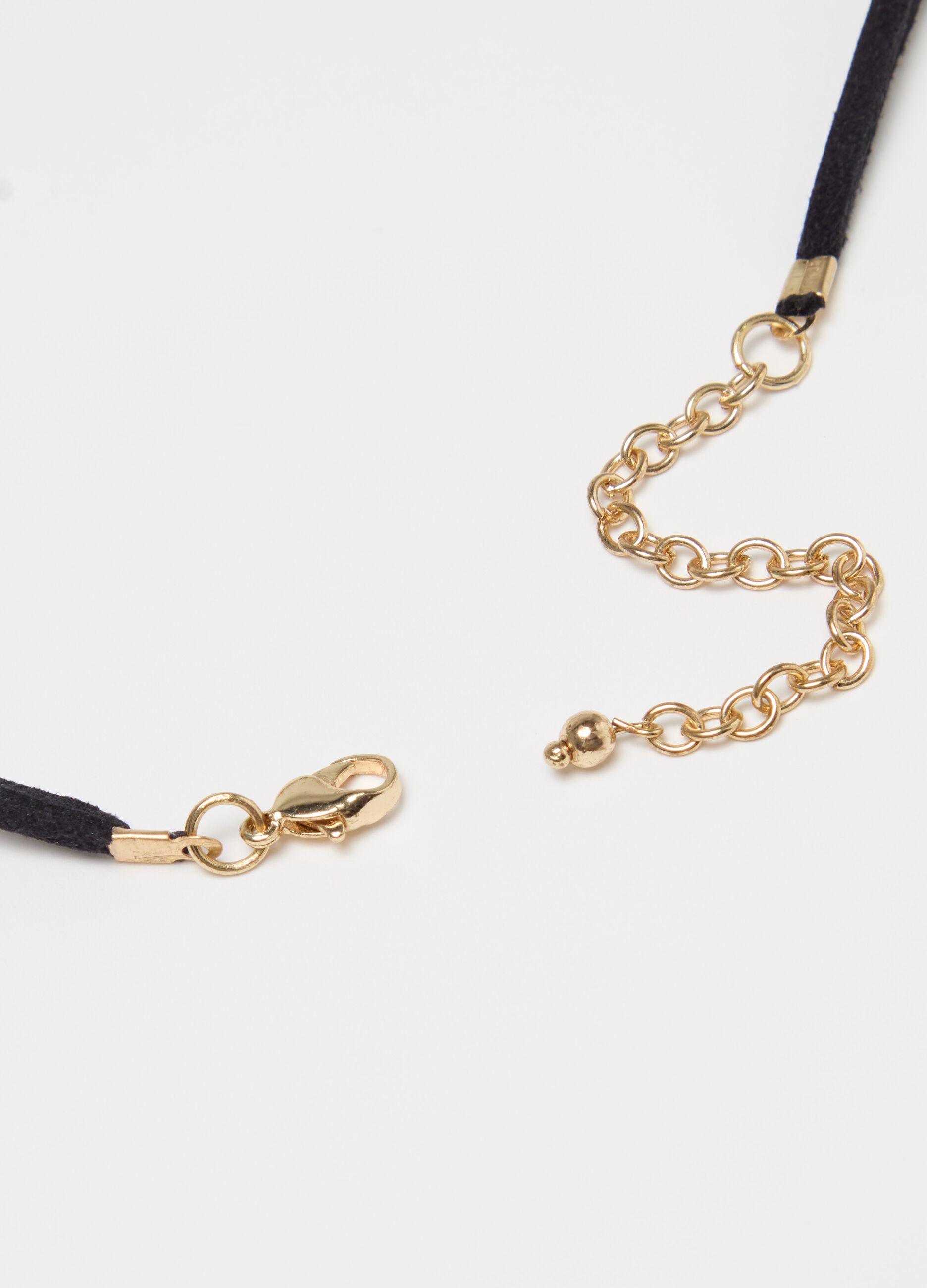 Collana girocollo con elementi a sfera e perline