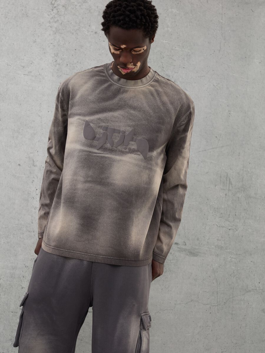 Long-sleeved Graphic T-shirt Vintage Grey & Sand dye_0
