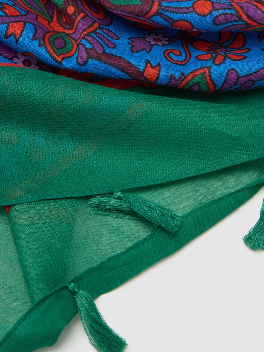 Multicolour pure cotton scarf with fringes_3