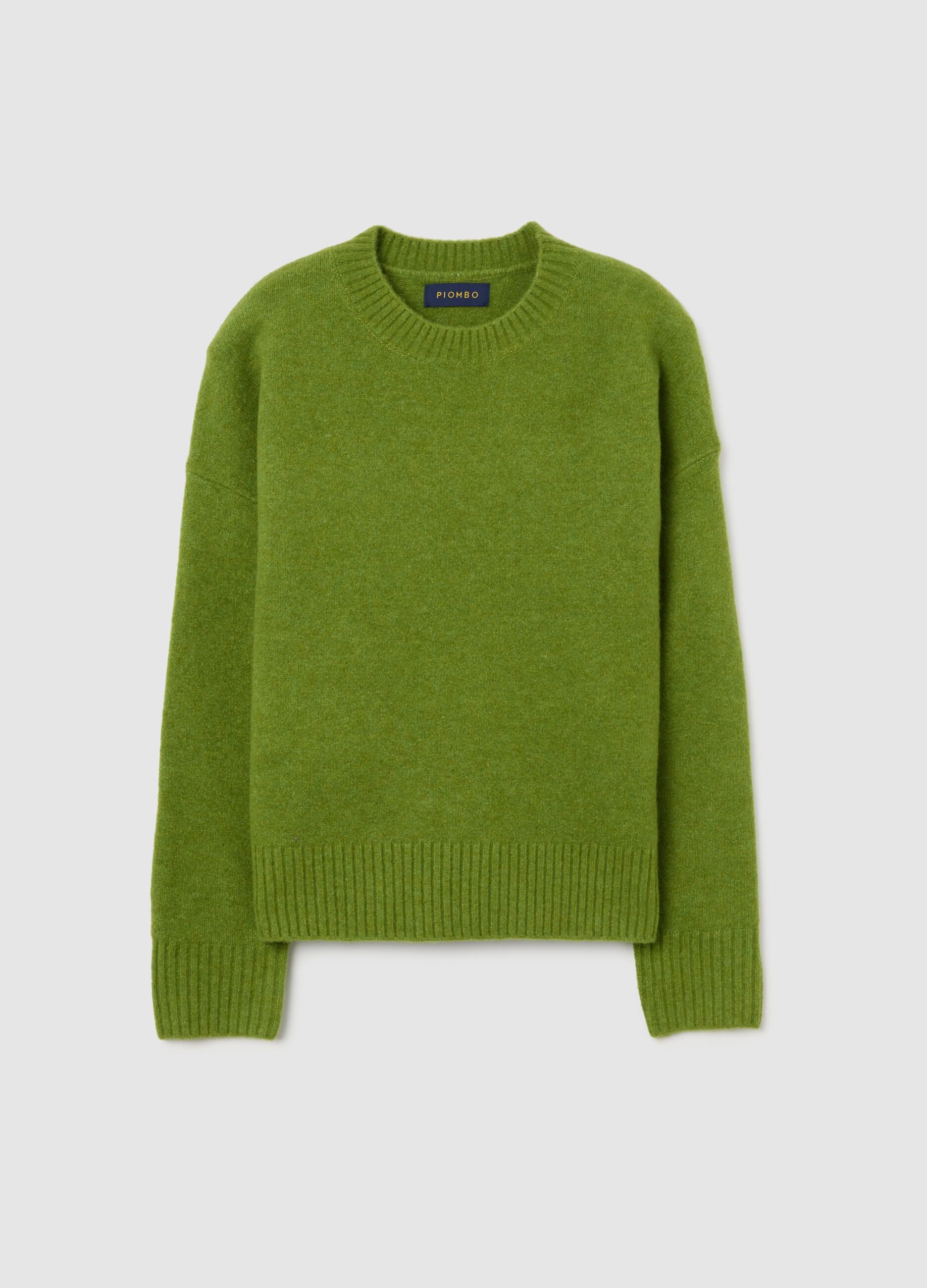 Green regular fit pullover with round neckline