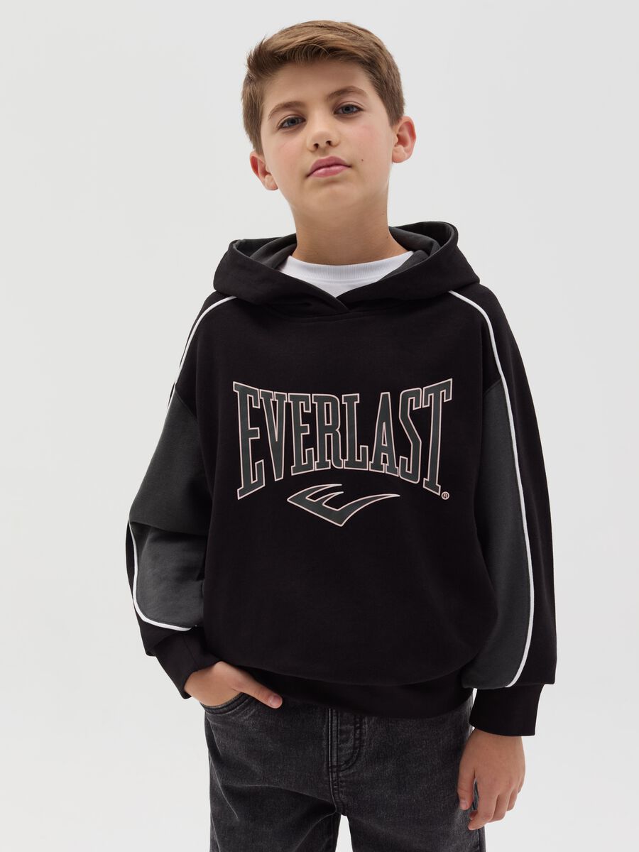 Felpa con cappuccio e stampa logo_0