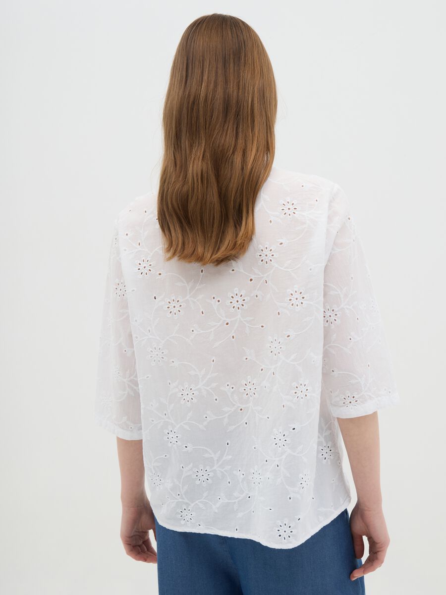 Women's White Pure Cotton Regular Fit Shirt_3