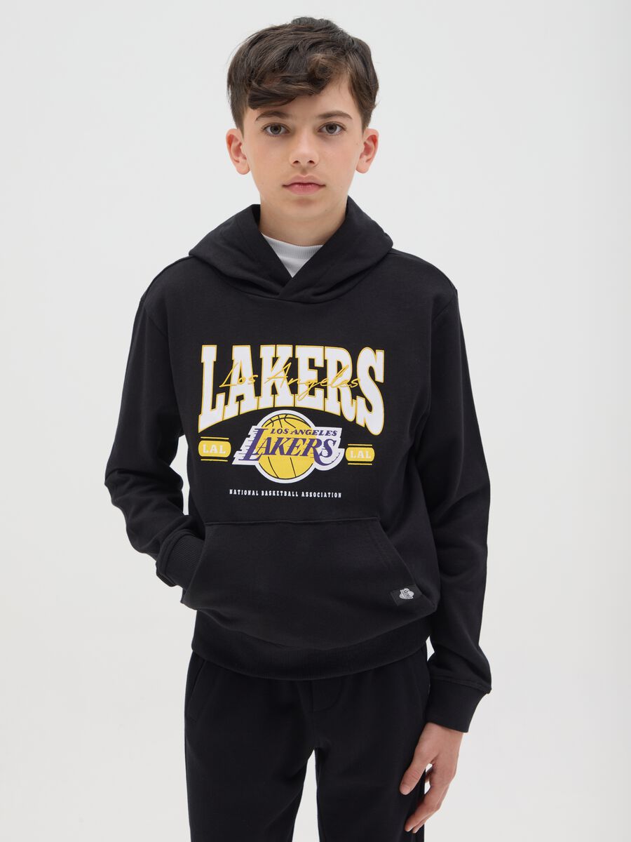 Boys’ black regular-fit hoodie in 100% cotton_0