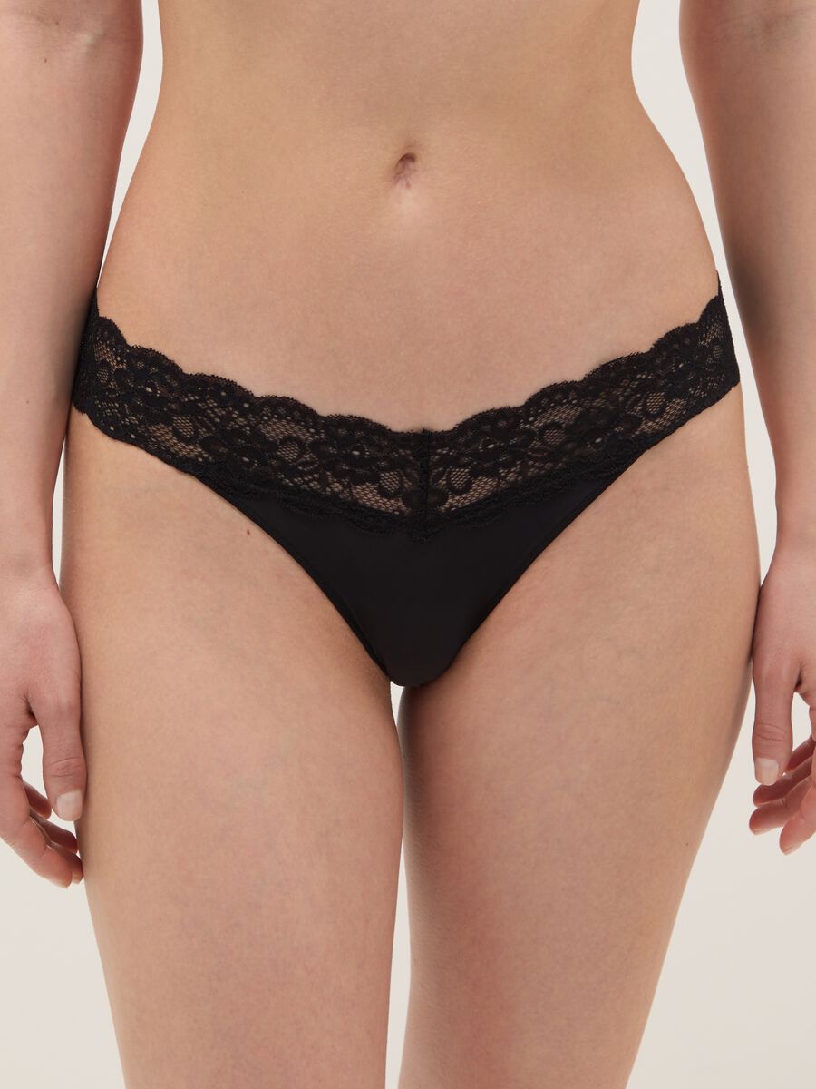 Black Lace Thong Regular Fit_1