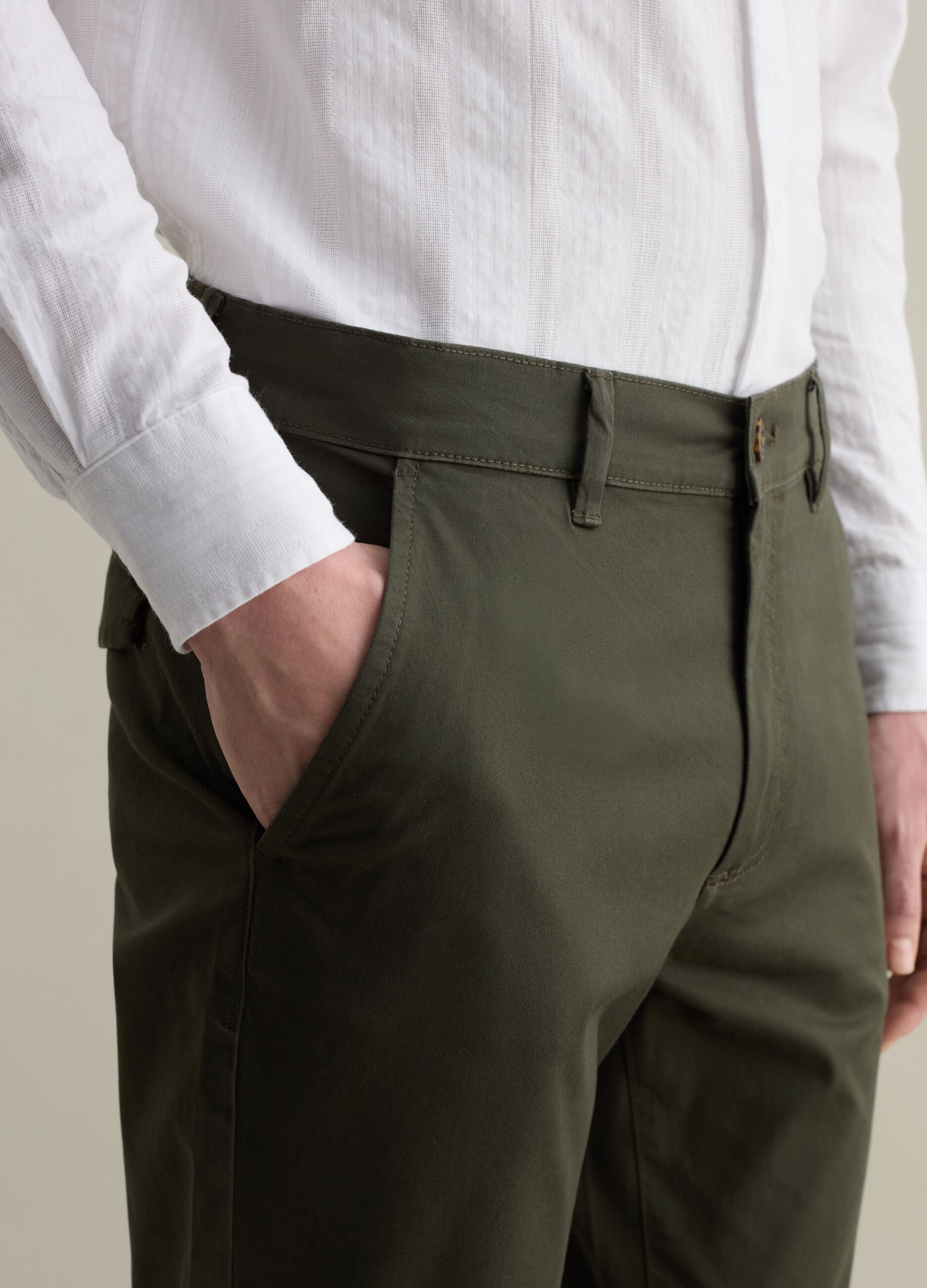 Pantalone chino slim fit in twill stretch