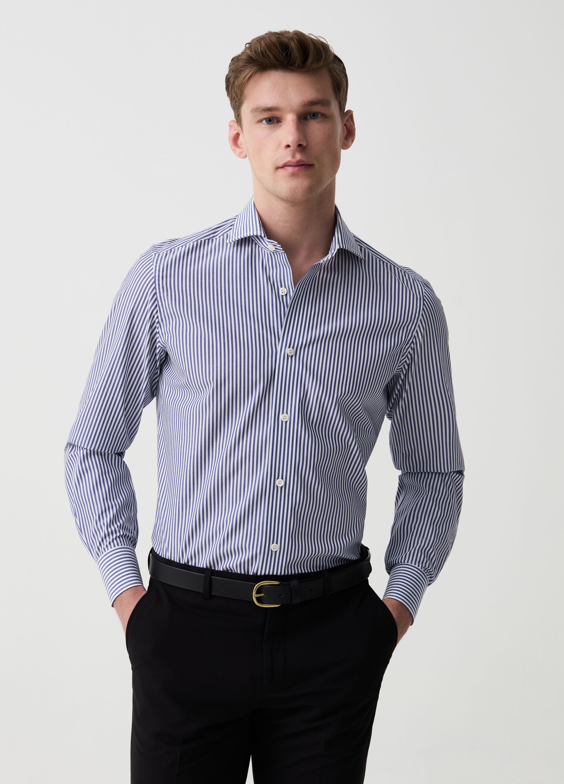 Slim-fit easy-iron shirt with stripes