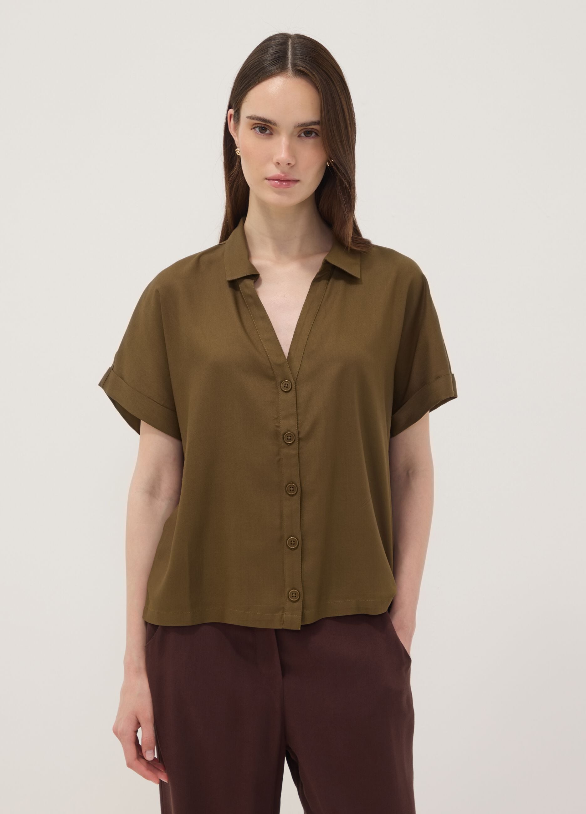 Green short-sleeve pure viscose shirt with oversized fit
