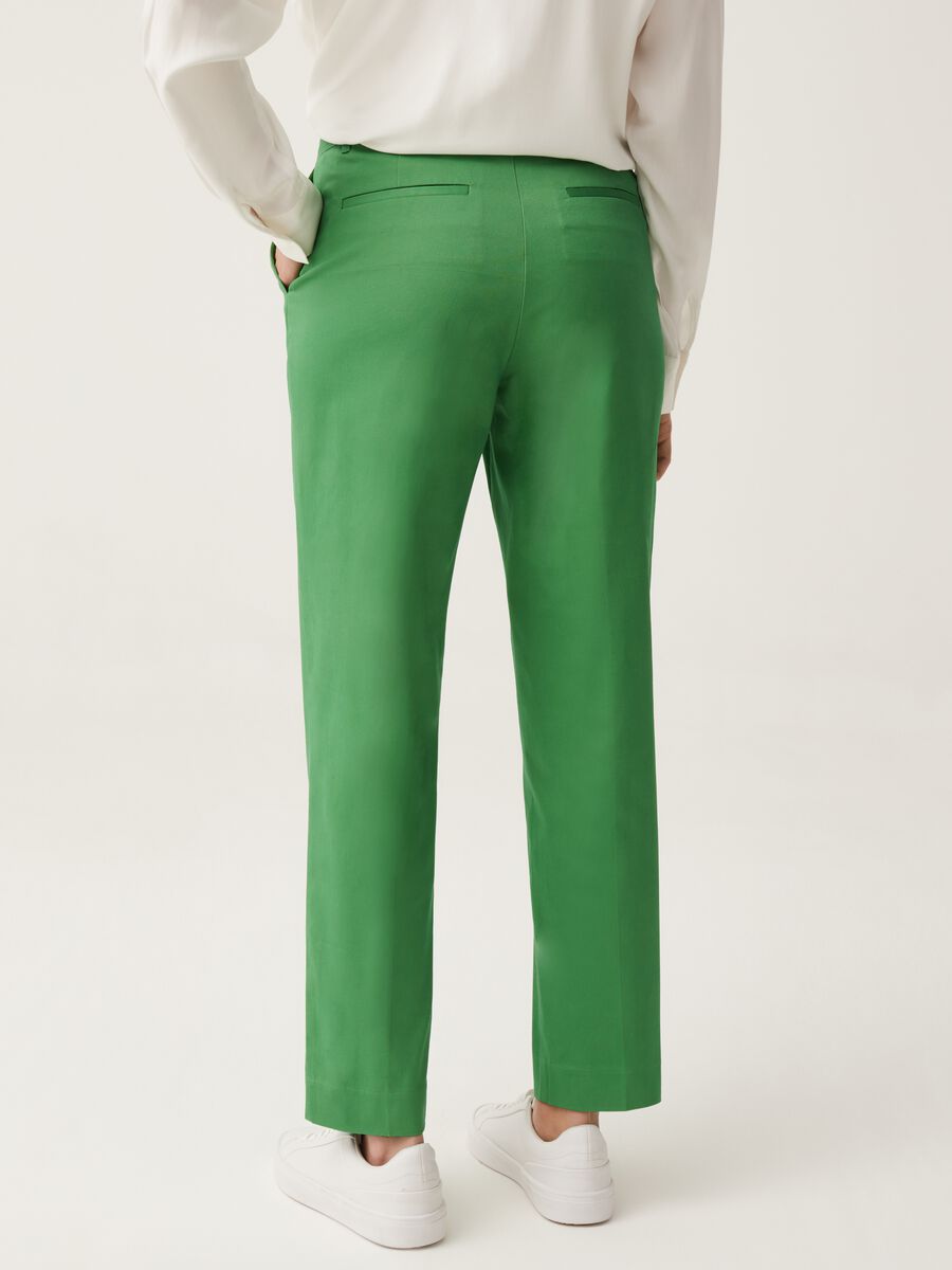 Pantaloni chino in cotone stretch_2