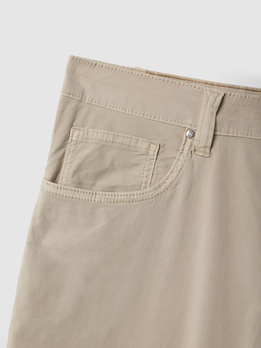 Pantaloni beige in cotone elasticizzato slim fit_1