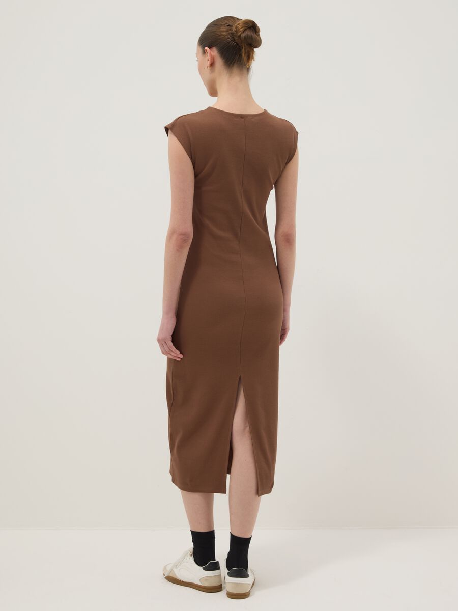 Brown sleeveless fitted dress in stretch cotton_3