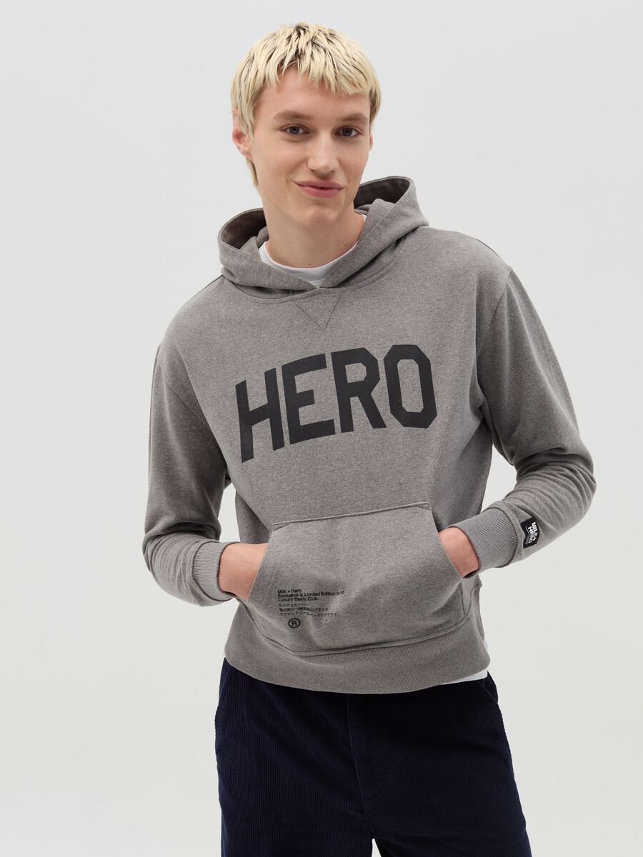 Hoodie with "Hero” print_0