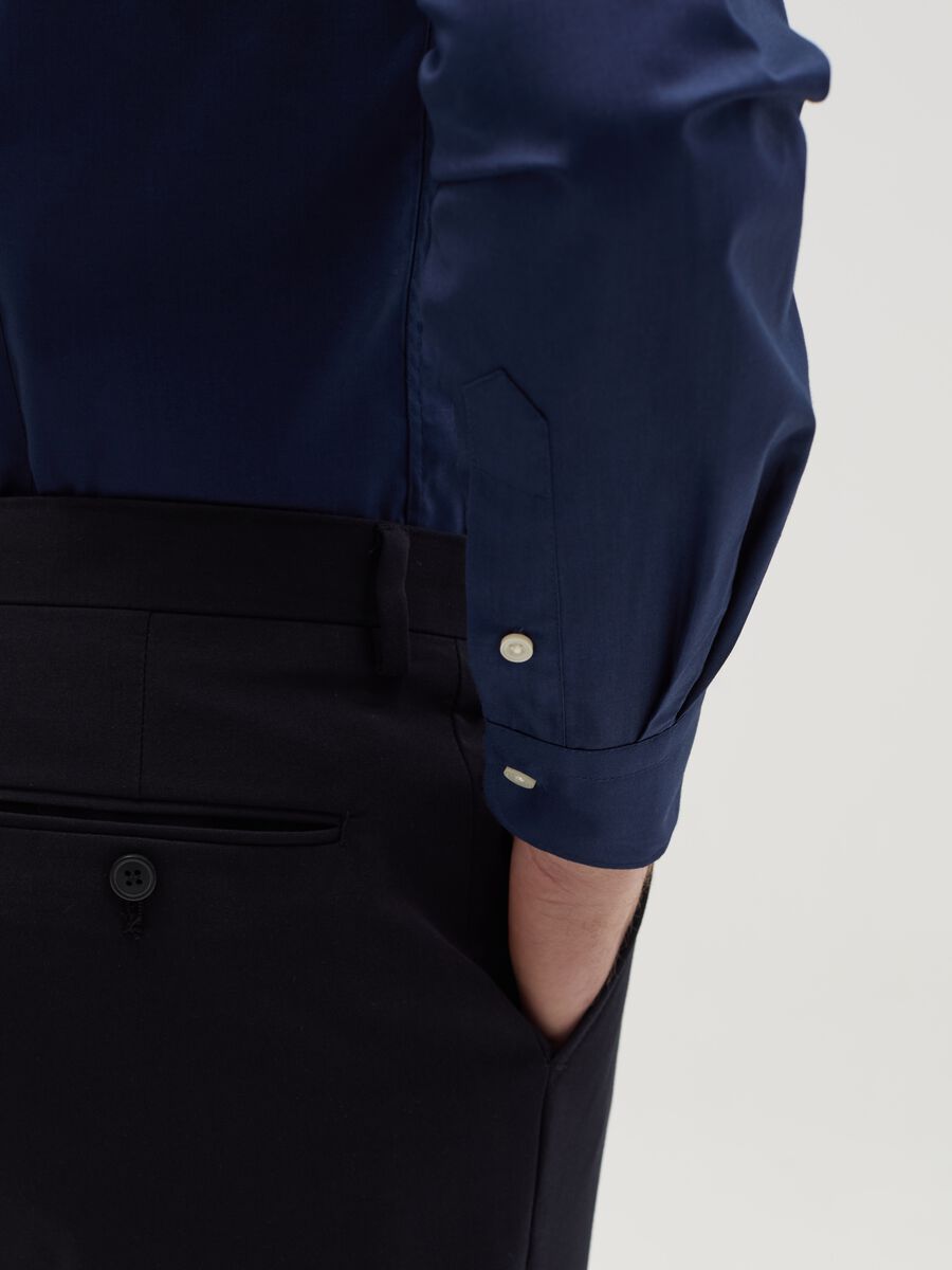 Slim-fit easy-iron shirt_3