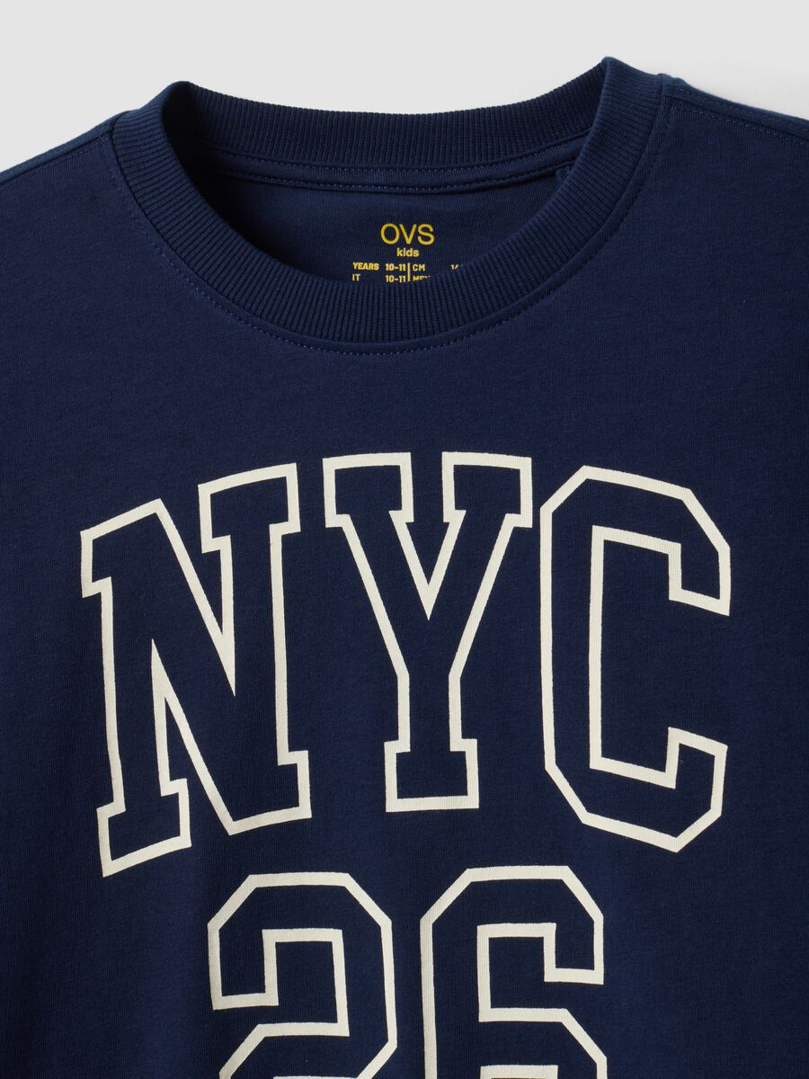T-shirt blu in puro cotone organico con stampa grafica per ragazzo_4
